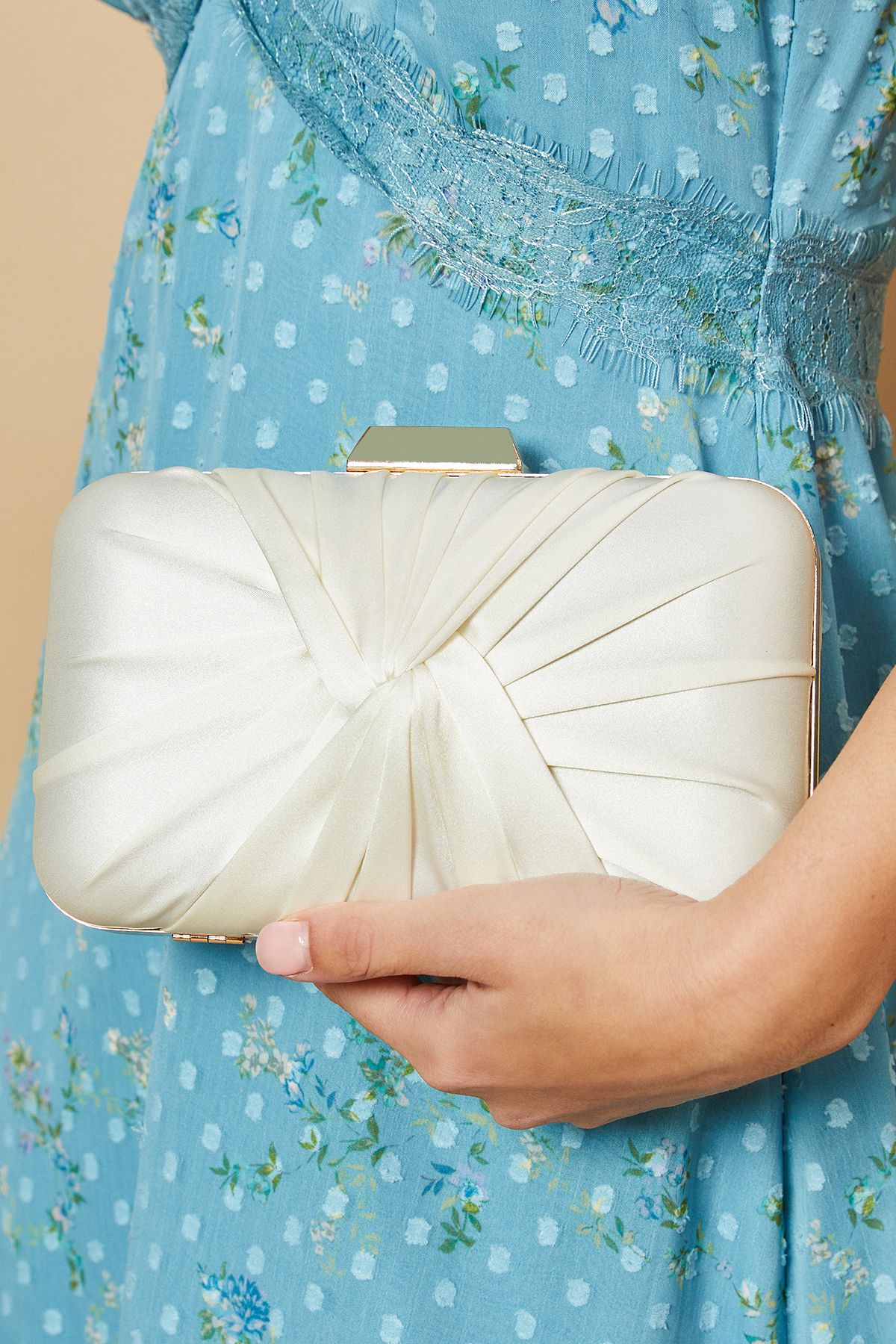 Beaut Satin Twist Clutch Bags - Image 3