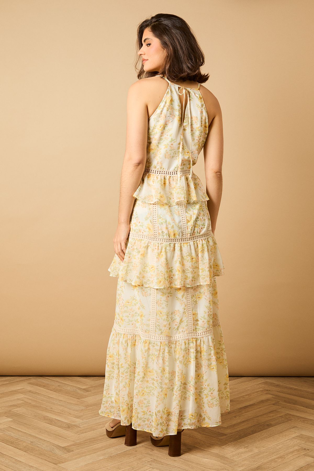 Printed Lace Detail Halterneck Tiered Midaxi Dress - Image 4