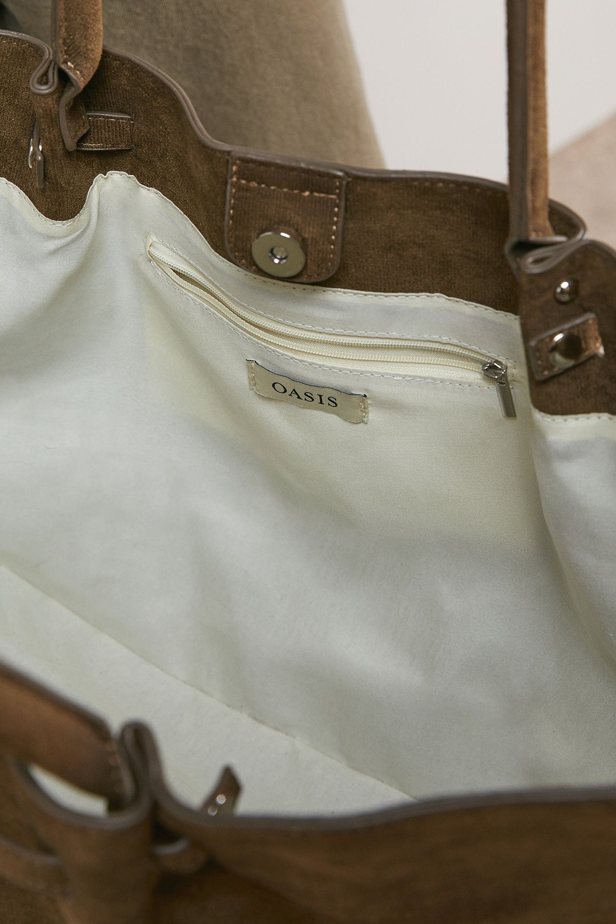 Topic Faux Suede Top Handle Tote Bag - Image 3