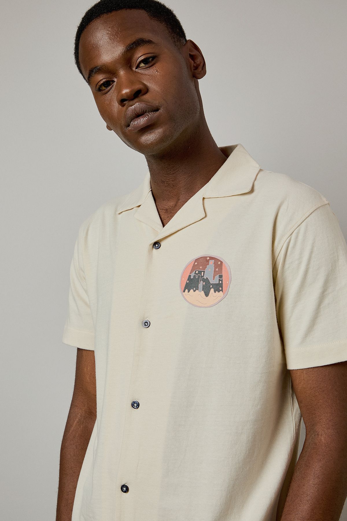 Cream Sunrise Logo Short Sleeve Shirt - Image 4