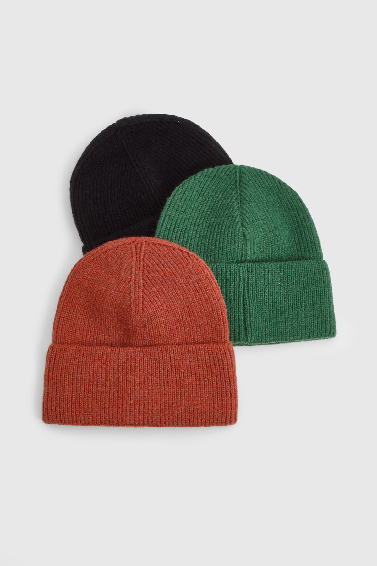 Green Ribbed Knitted Beanie Hat - Image 4