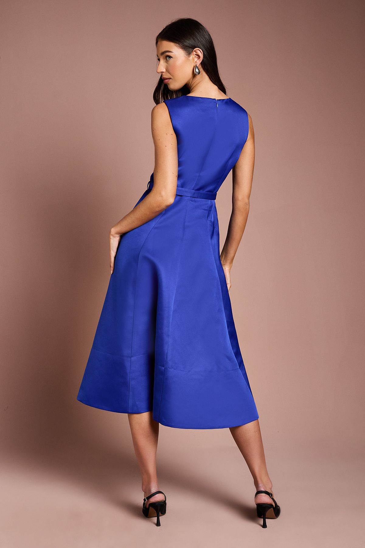 V Neck Structured Satin Belted Midi Dress - Image 3