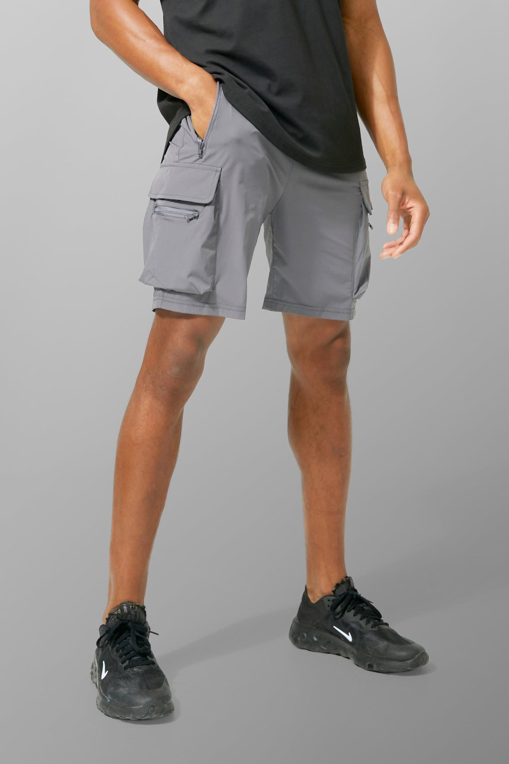 Man Active Lightweight 5inch Slim Cargo Shorts