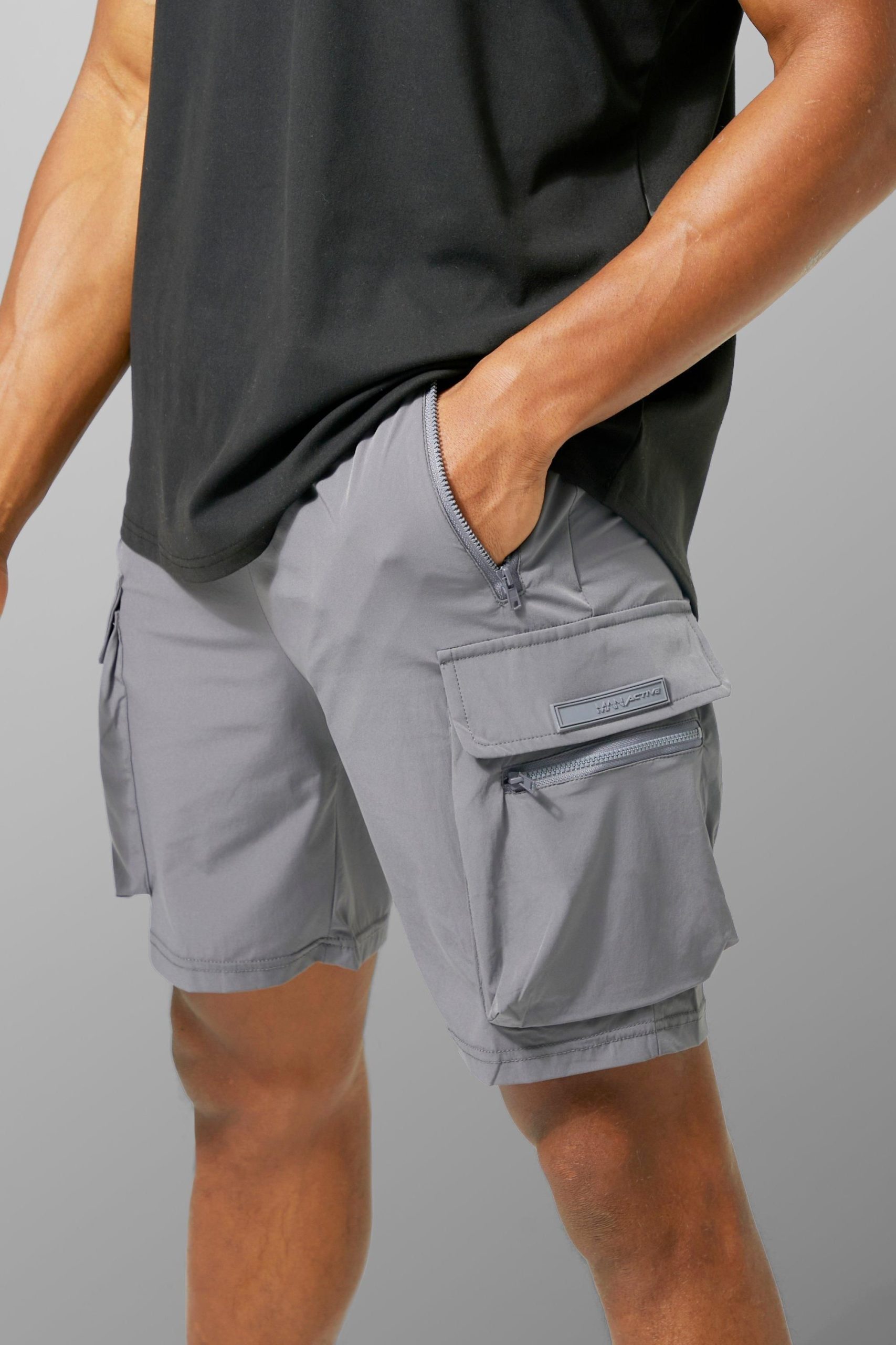 Man Active Lightweight 5inch Slim Cargo Shorts - Image 3