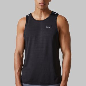 Man Active Engineered Performance Regular Fit Vest