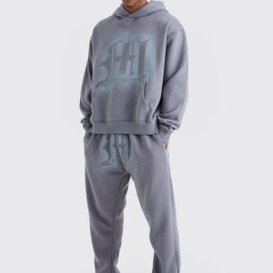 Oversized Graffiti Spray Graphic Tracksuit