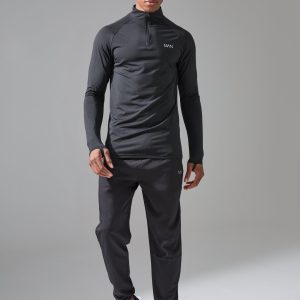 Man Active 1/4 Zip and Jogger Tracksuit