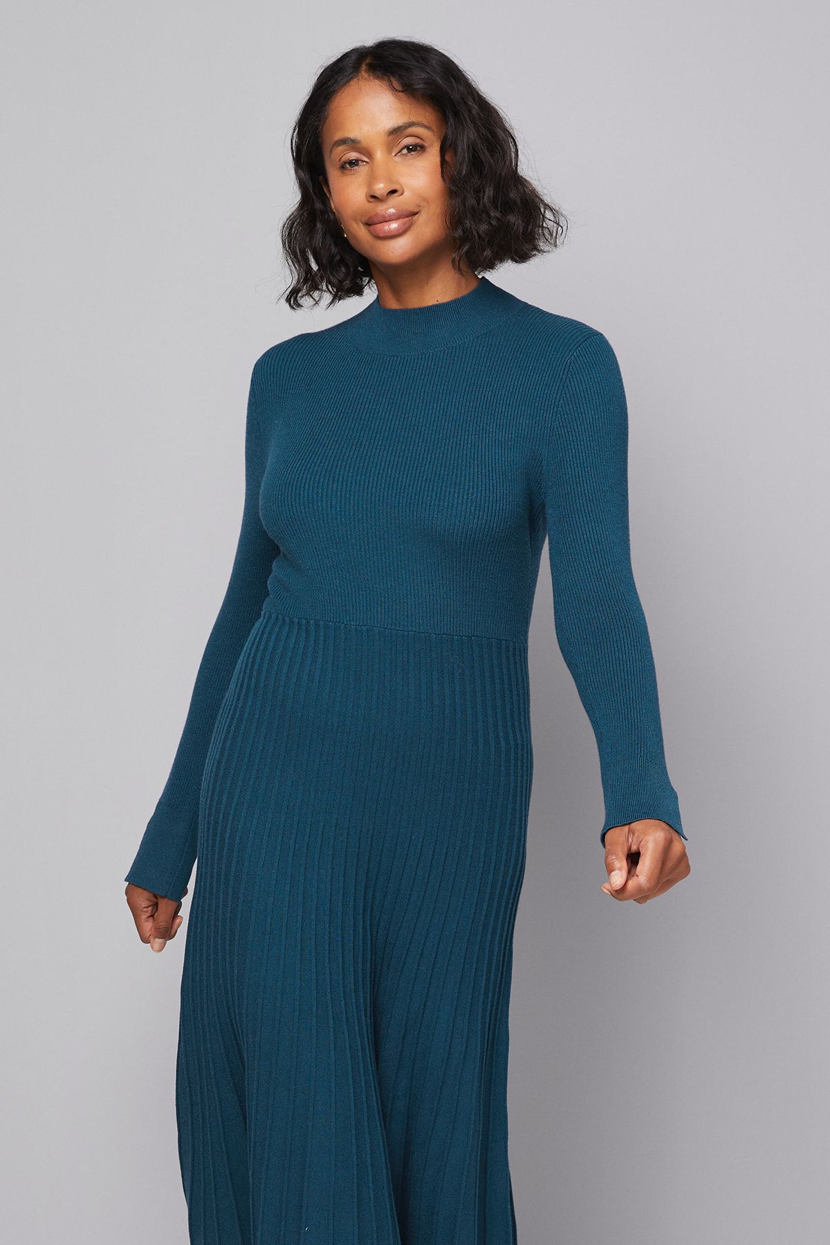 Button Cuff Detail High Neck Pleated Knitted Midaxi Dress - Image 2