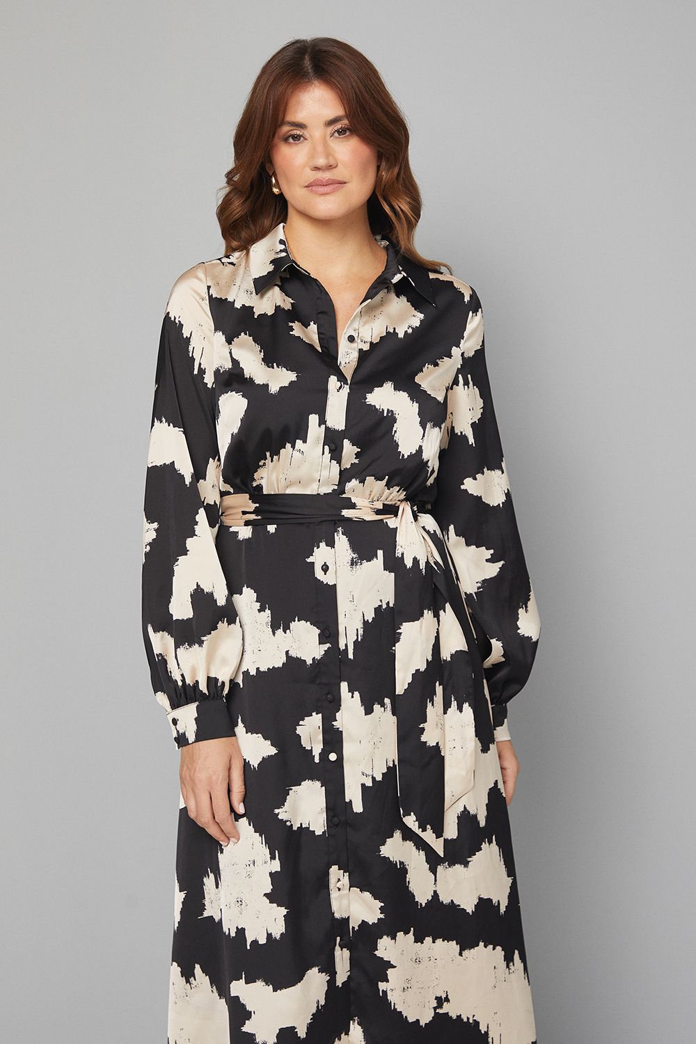 Abstract Satin Shirt Dress - Image 2