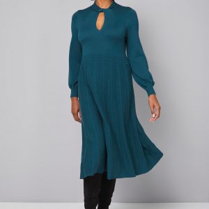 Petite Twist Neck Keyhole Pleated Dress