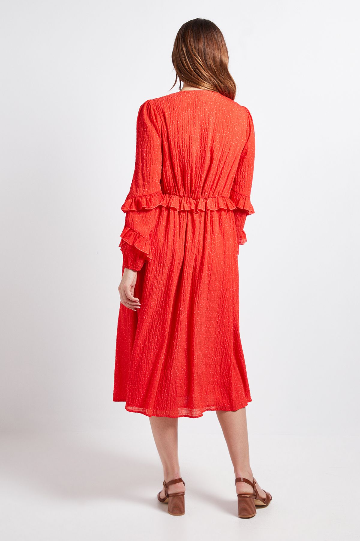 TEXTURED SPOT RUFFLE MIDI DRESS - Image 3