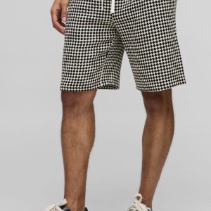 Elasticated Relaxed Fit Checkerboard Crochet Shorts