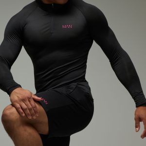 Man Active Lightweight Essentials Gym Raglan Muscle 1/4 Zip & Short Set