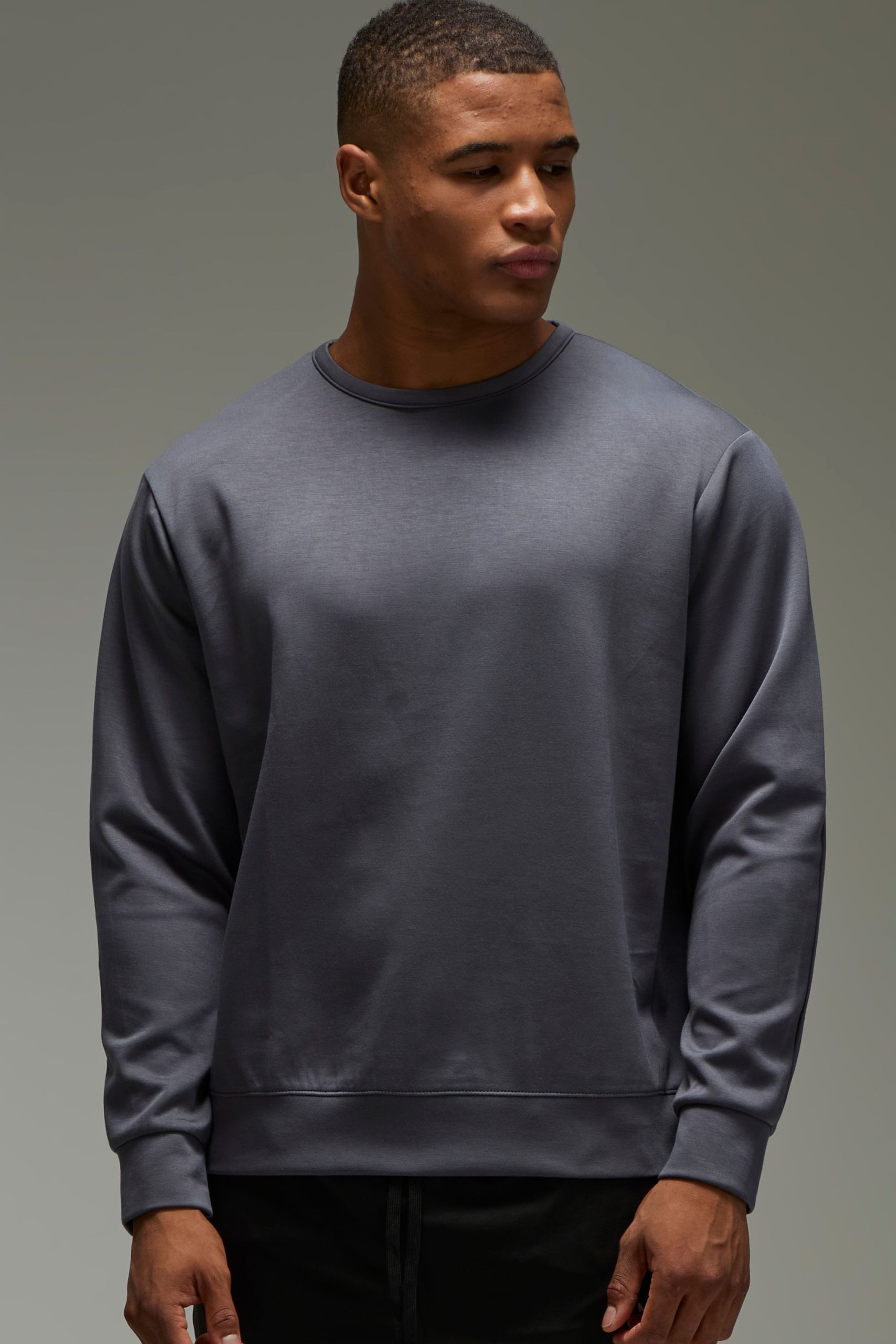 Man Active Interlock Regular Fit Luxe Sweatshirt