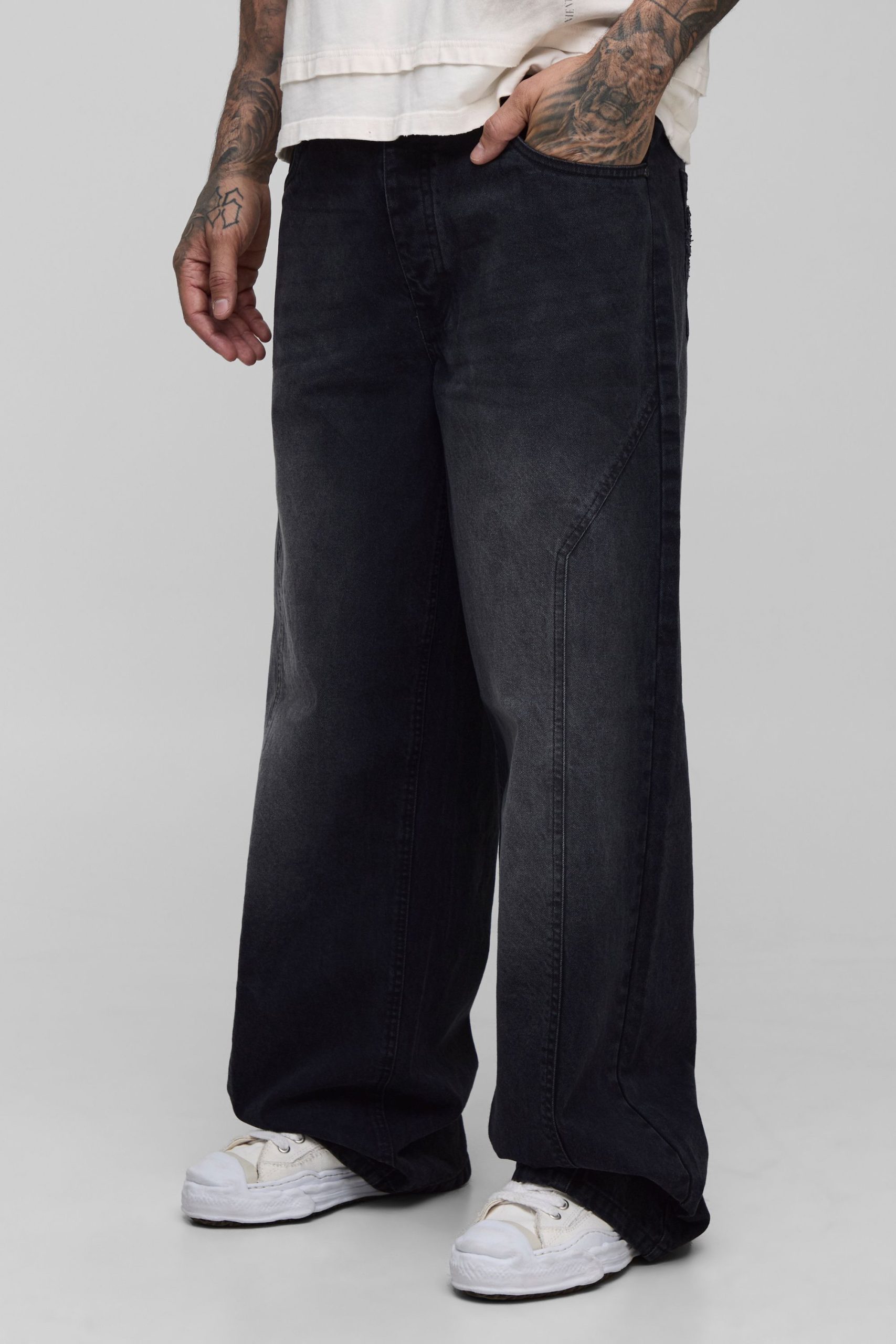 Tall Baggy Fit Washed Star Applique Jeans