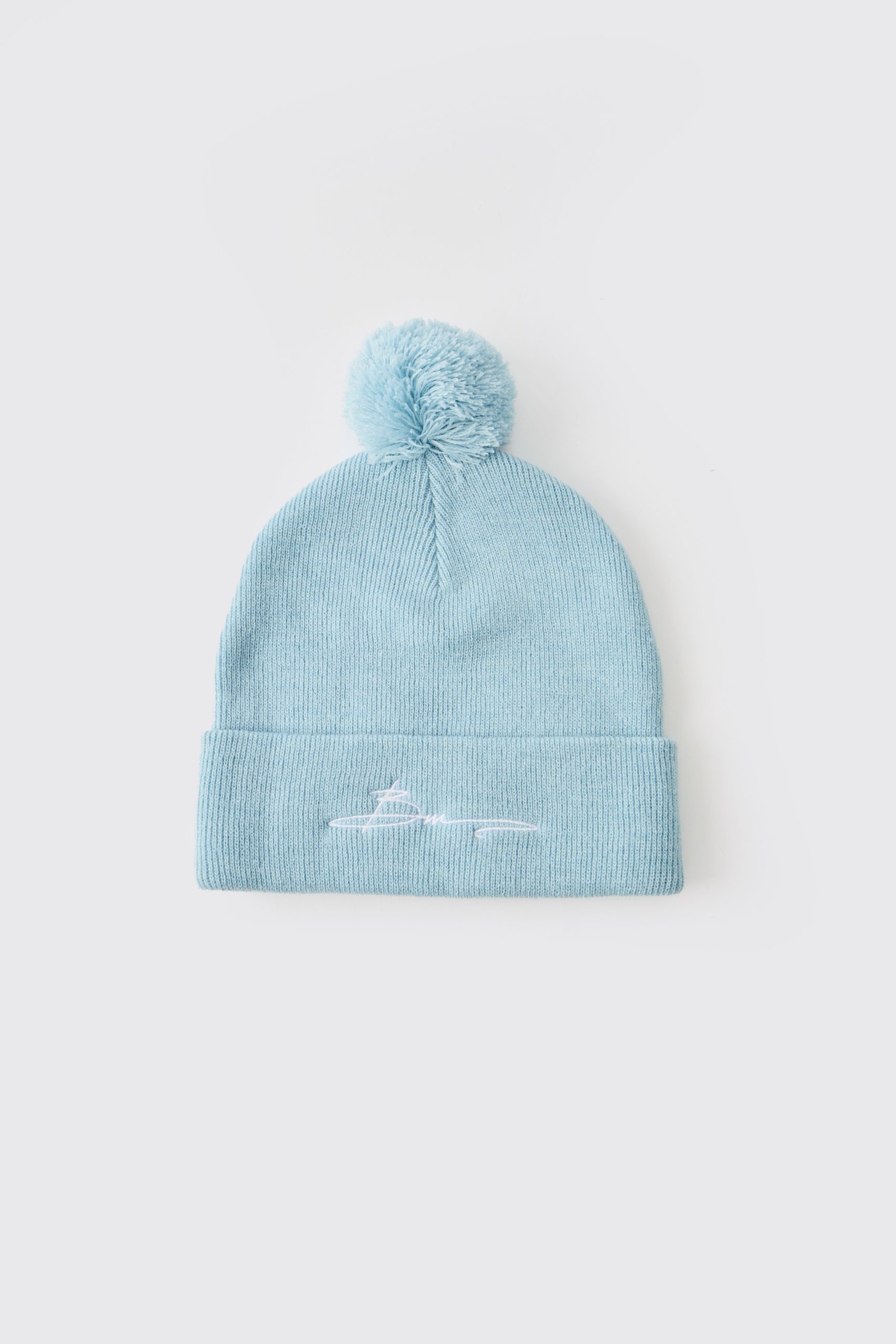 Man Embroidered Classic Beanie - Image 3