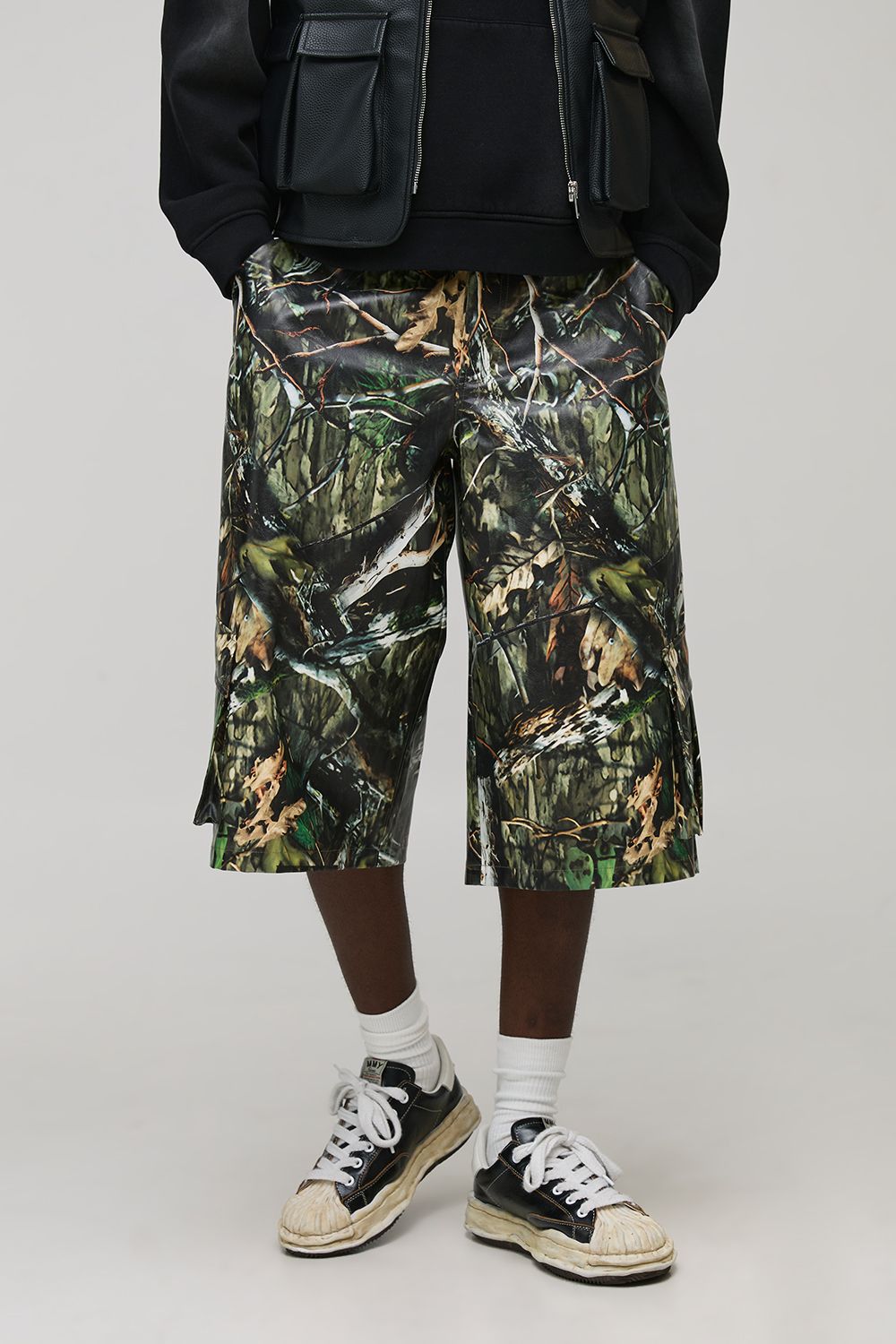 Baggy Fit Longline Printed Camo PU Jorts