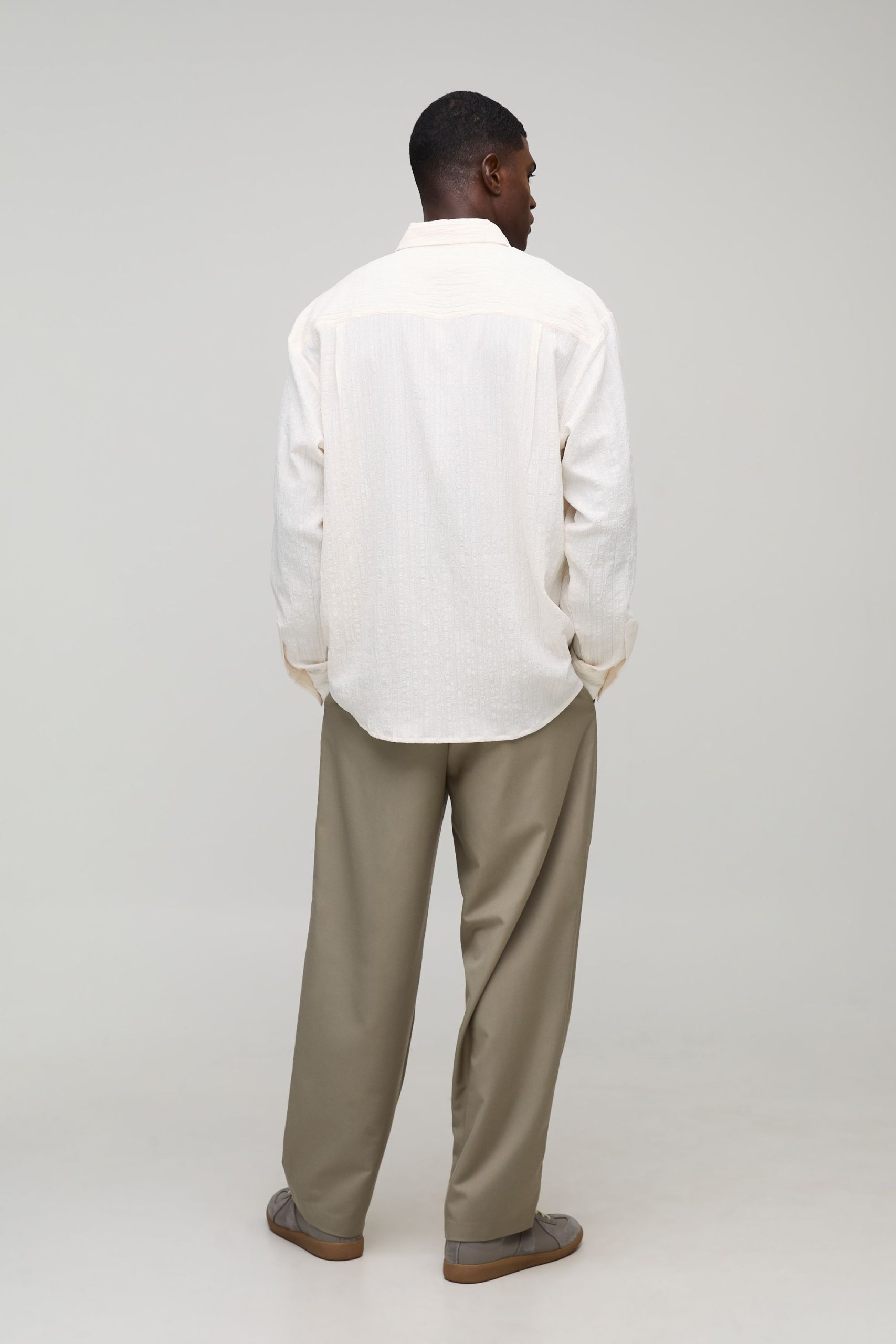 Oversized Textured Pleated Shirt - Image 2