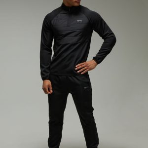 Man Active Regular Fit Quilted 1/4 Zip Tracksuit