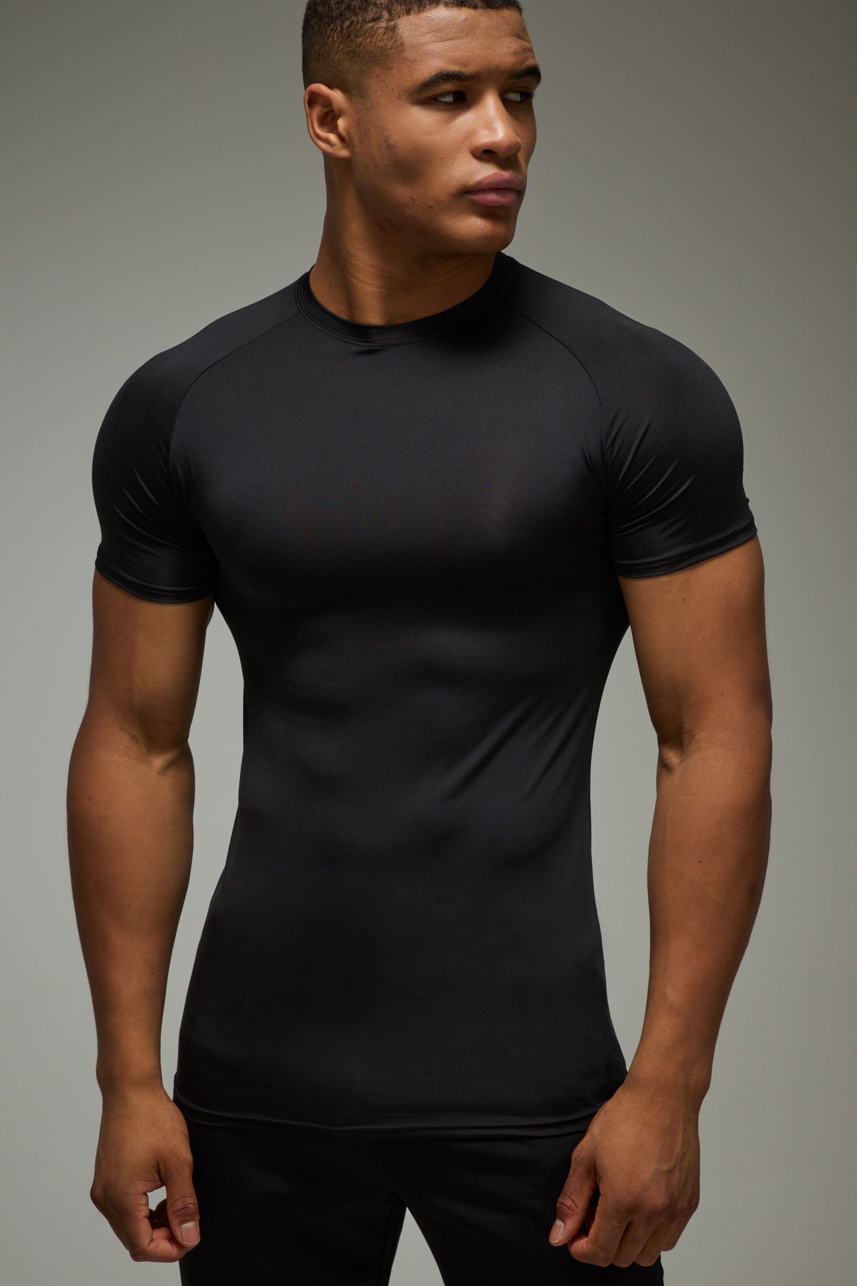 Man Active Lightweight Essentials Gym Muscle Fit Raglan T-shirt 2 Pack