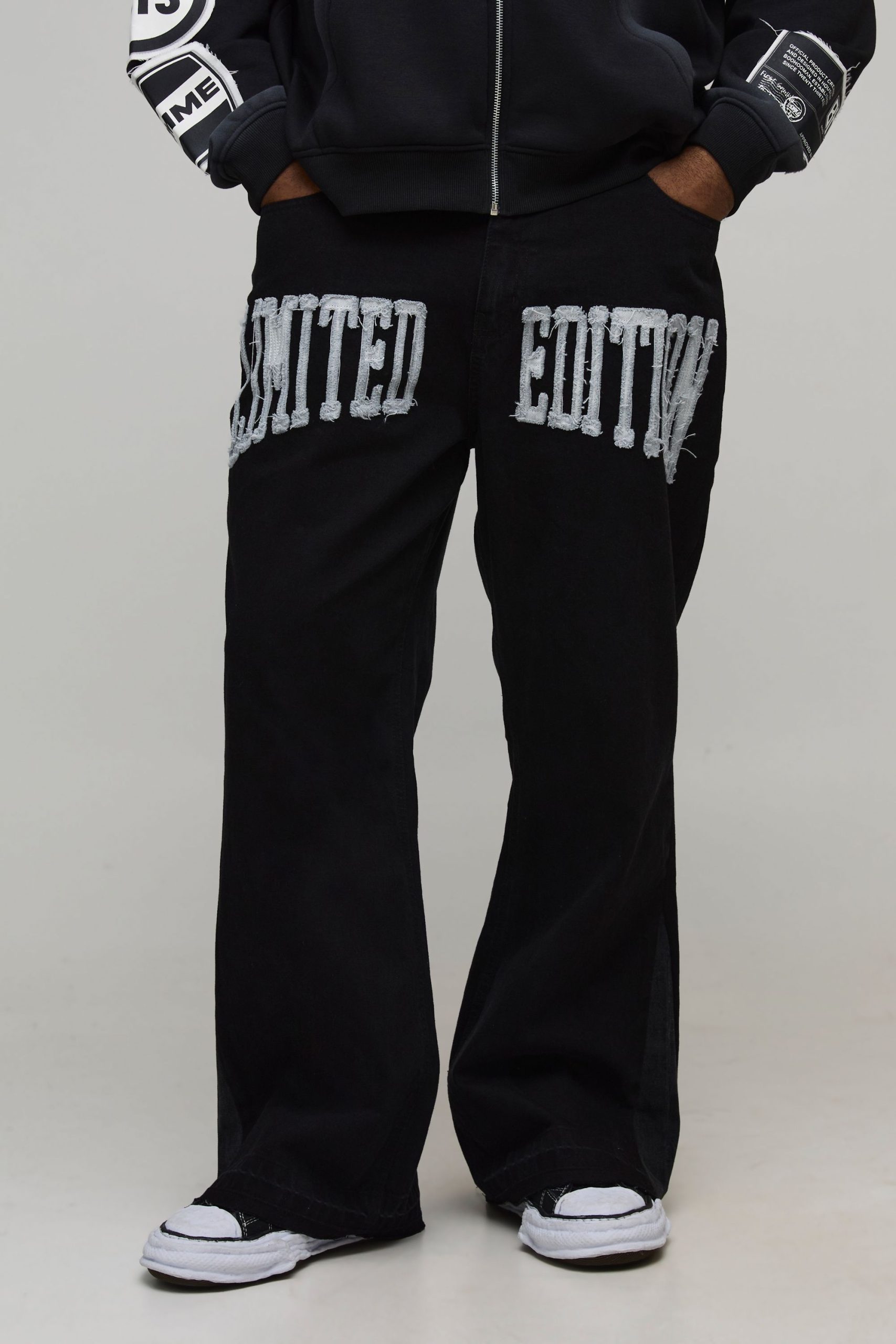 Plus Raw Hem Applique Gusset Flared Jeans