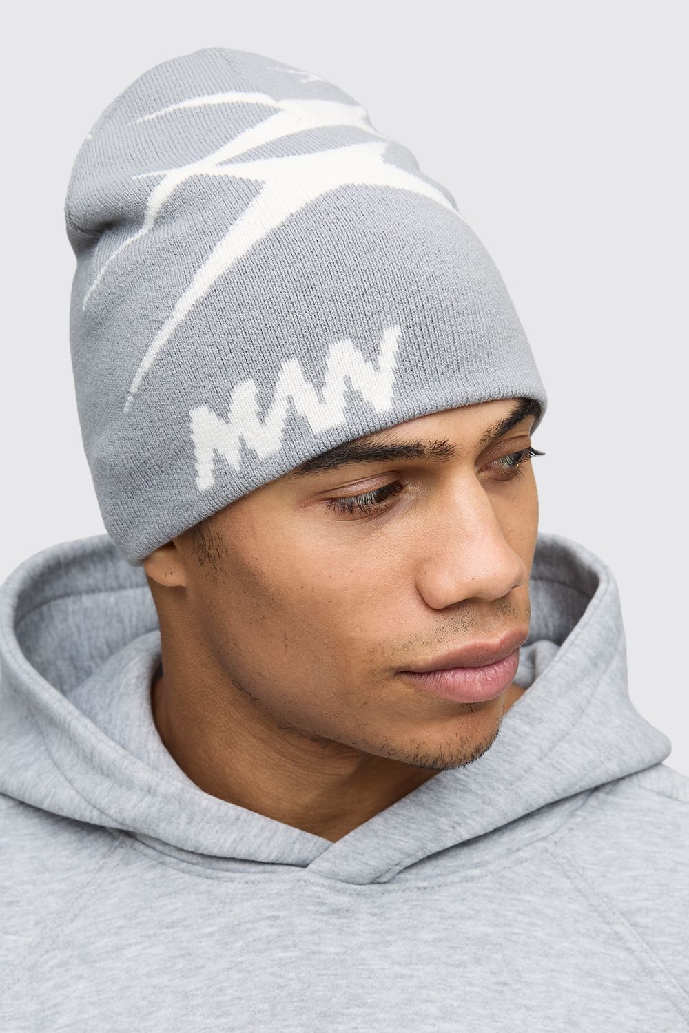 Man Star Knitted Beanie - Image 2