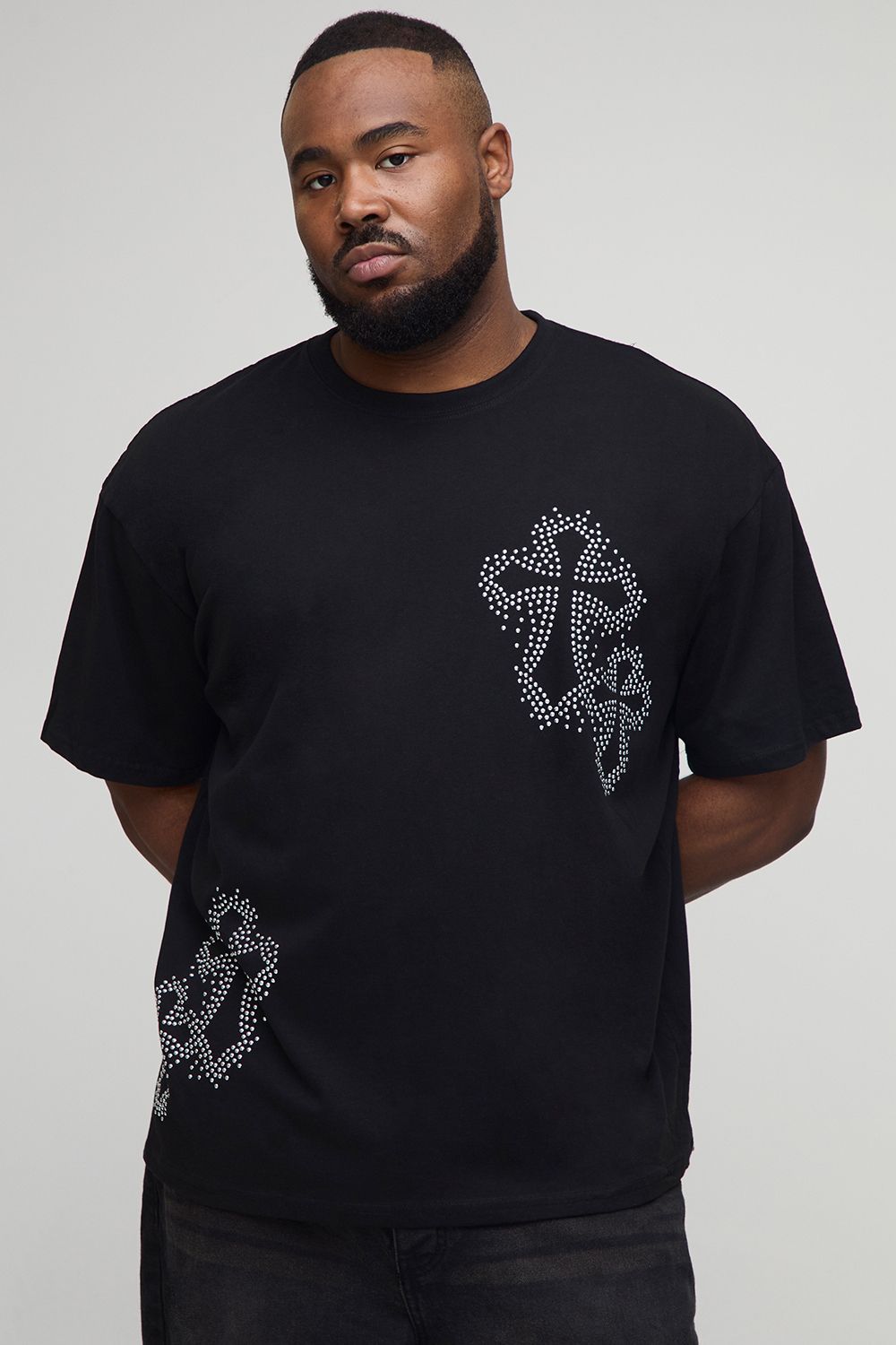 Plus Oversized Rhinestone Cross Embellished T-Shirt