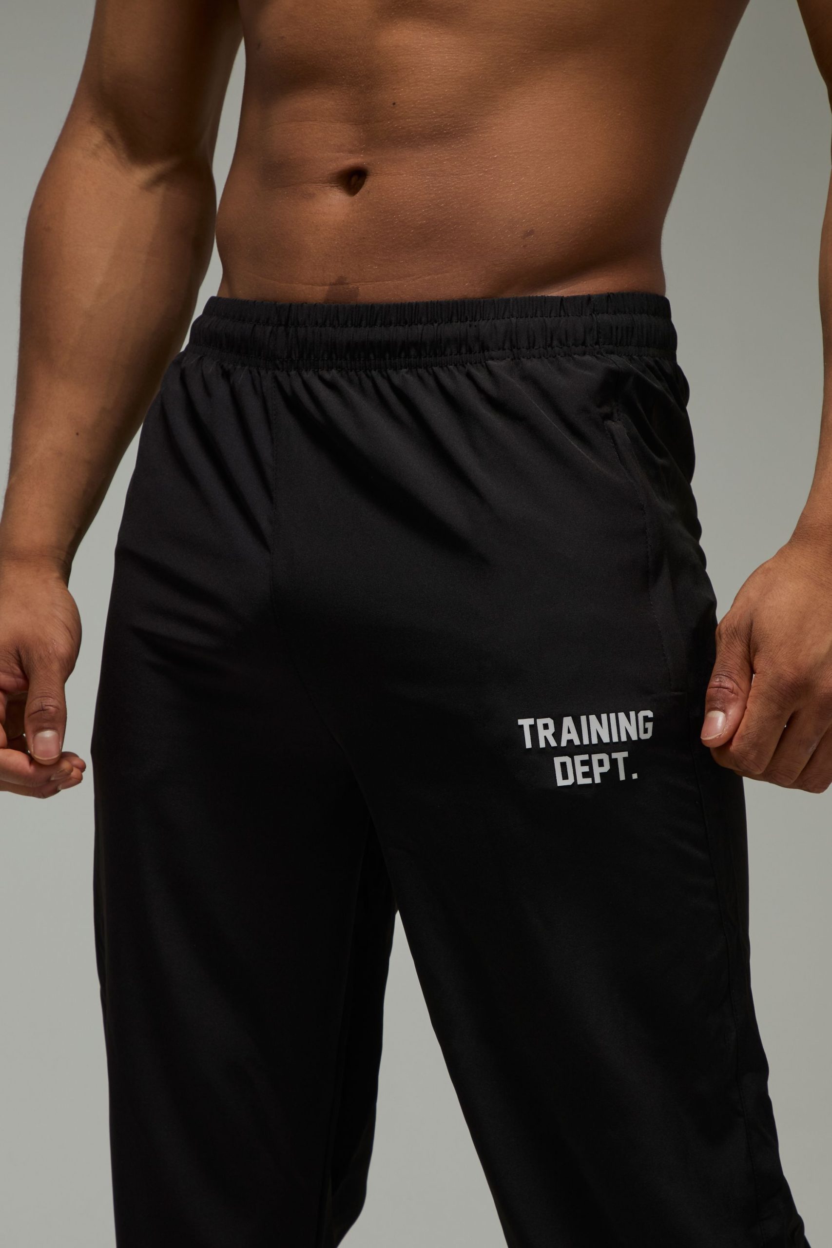Training Dept Oversized Stretch Woven Jogger - Image 3