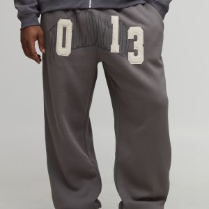 Plus Baggy Fit Worldwide Applique Joggers