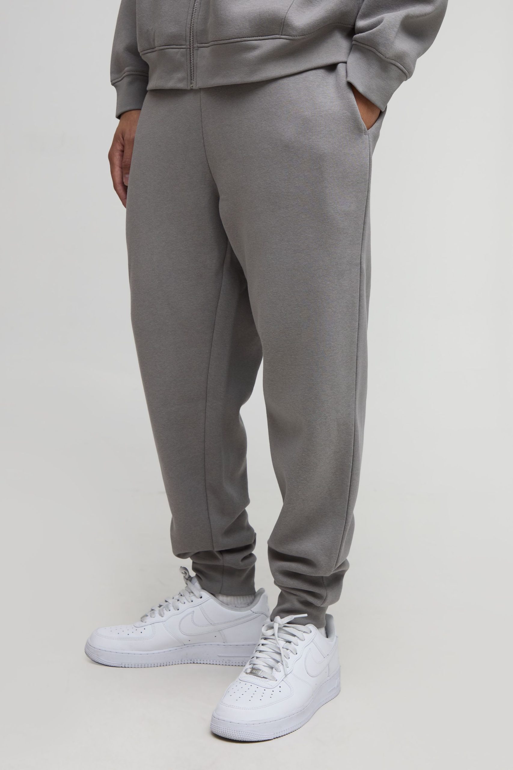Basic Regular Fit Jogger