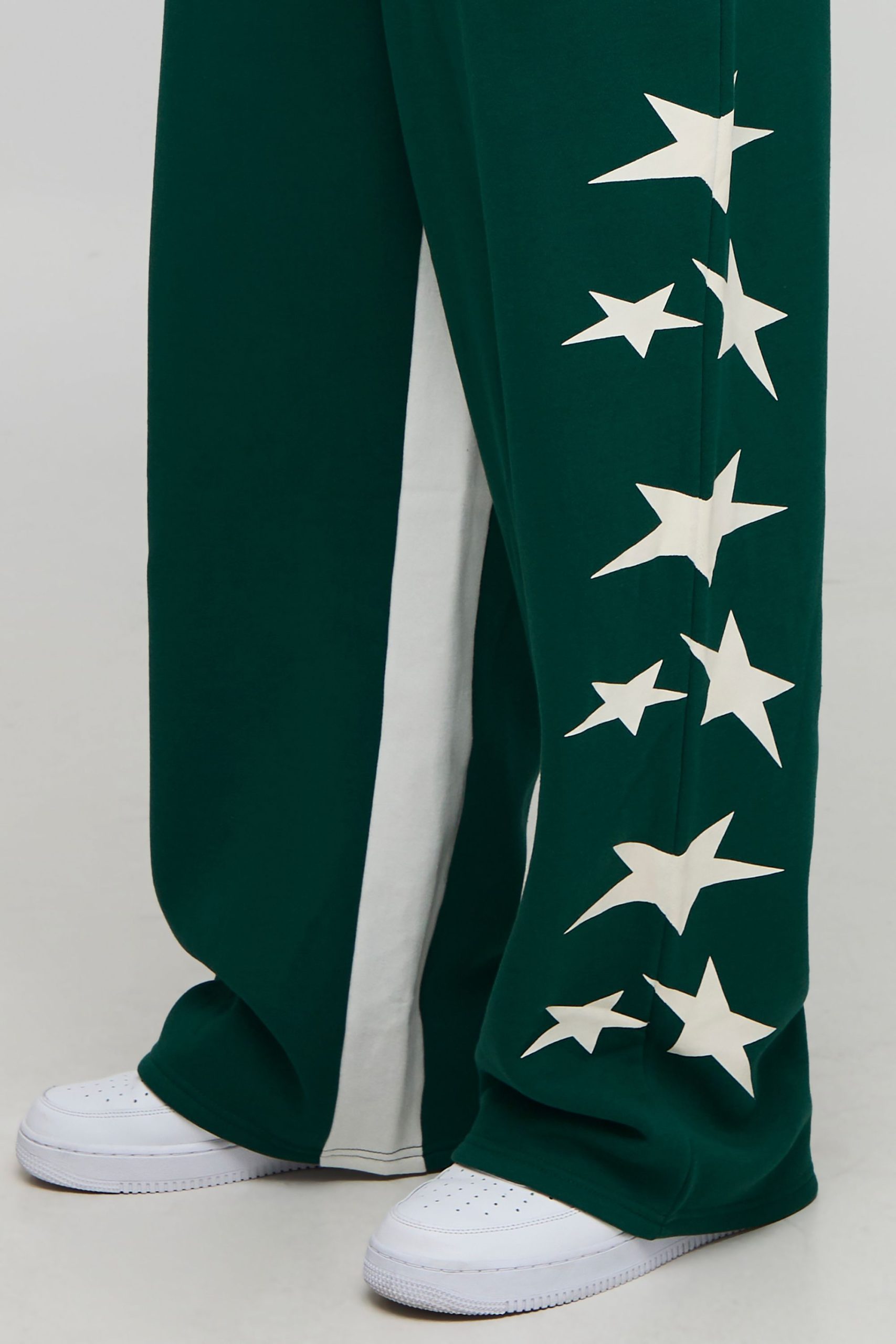 Wide Fit Star Varsity Jogger - Image 3