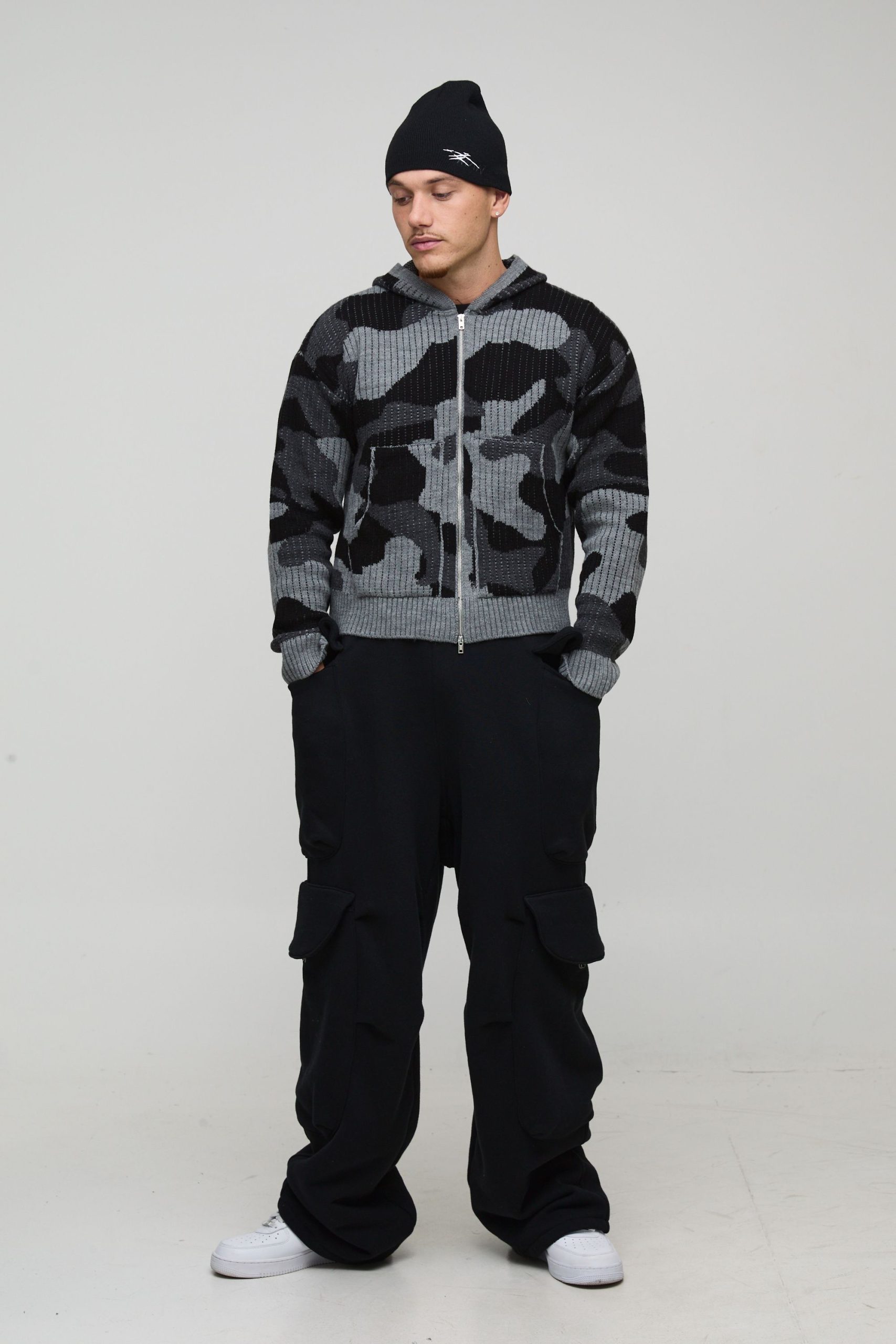 Boxy Fit Ribbed Camo Jacquard Knitted Zip Through Hoodie - Image 4