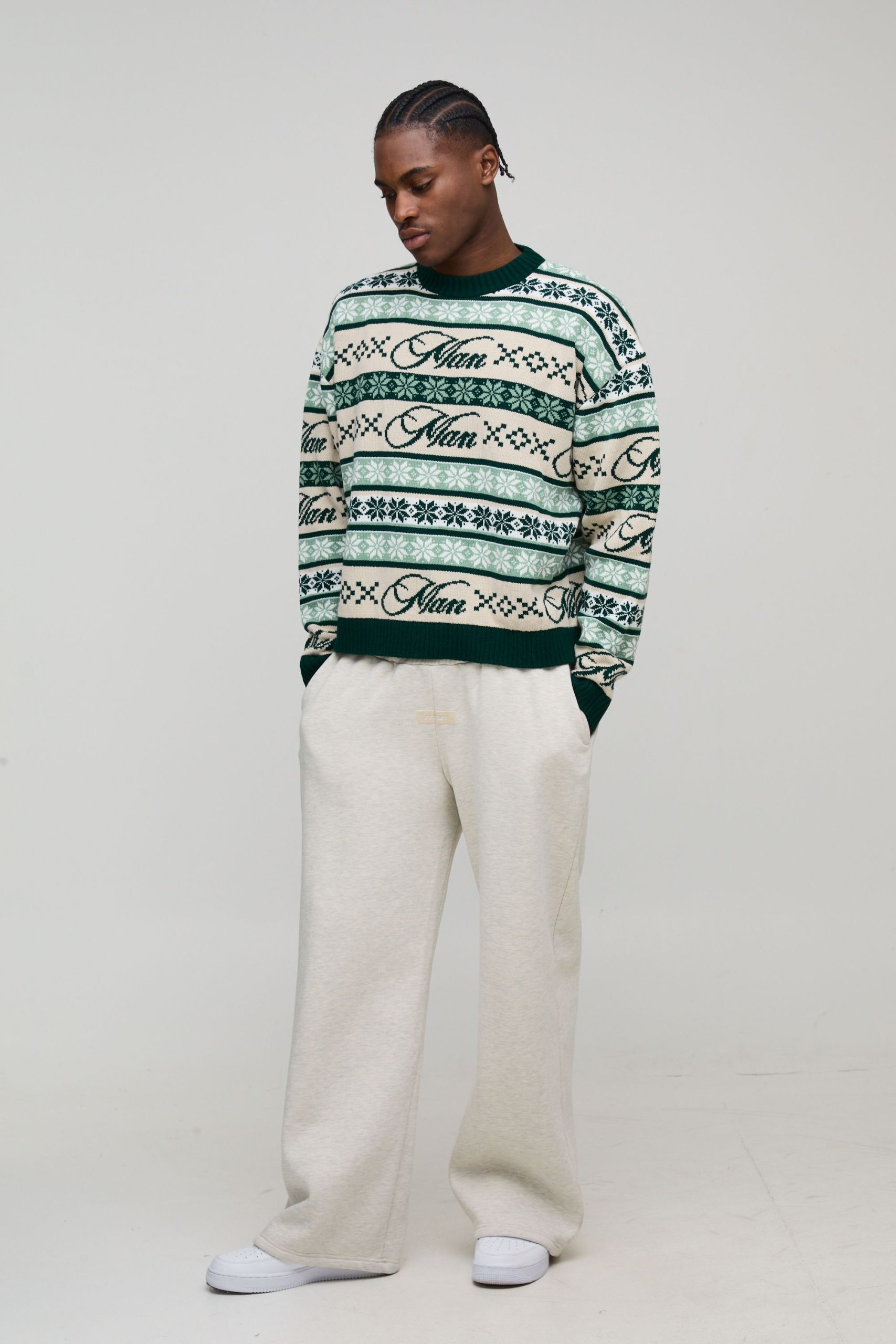 Man Oversized Boxy Fairisle Christmas Knitted Jumper - Image 4