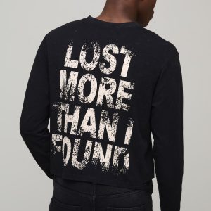 Shrunken Boxy Notch Neck Distressed Text Graphic Washed Long Sleeve T-Shirt