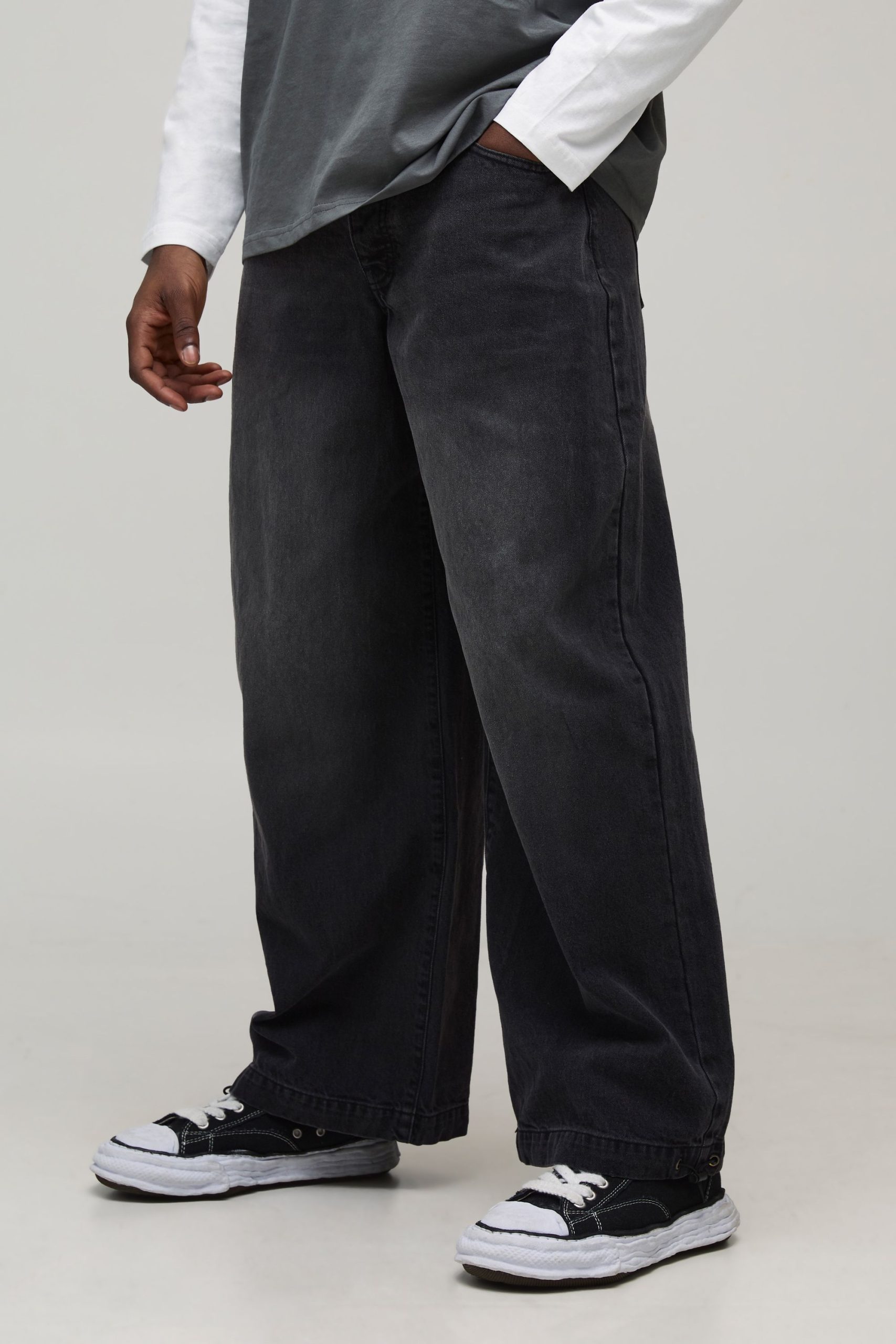 Basic Parachute Fit Jeans