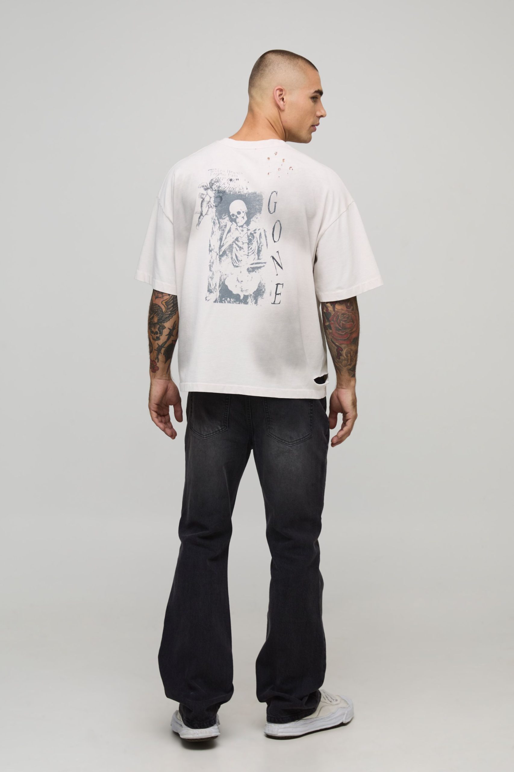 Basic Flared Fit Jeans - Image 2