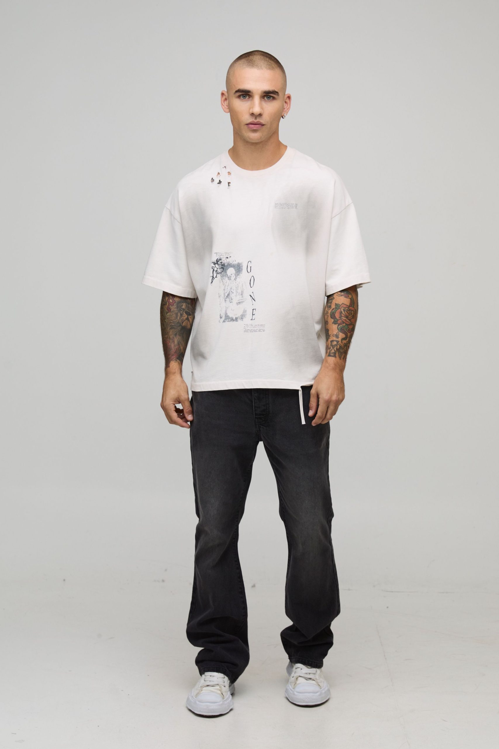 Basic Flared Fit Jeans - Image 4