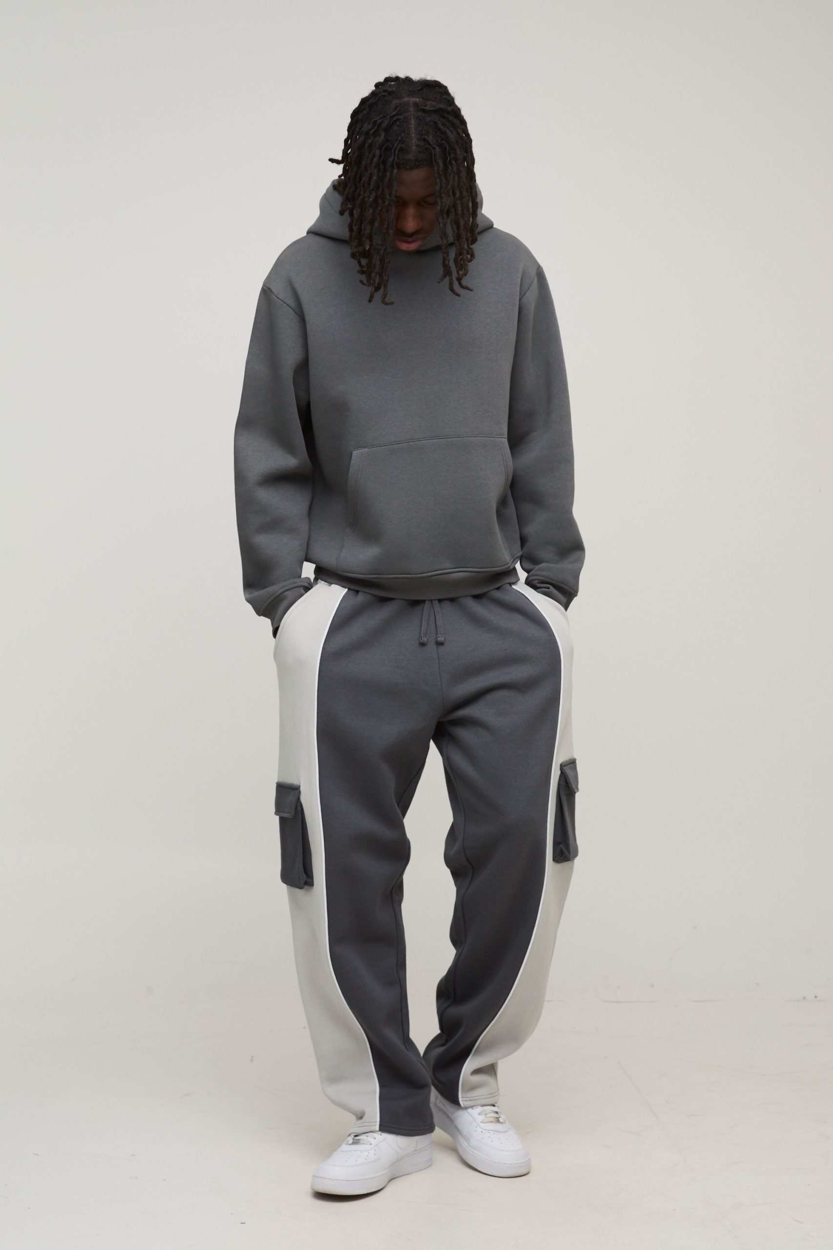 Baggy Cargo Panel Detail Jogger - Image 4