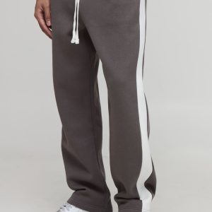 Straight Fit Panelled Jogger