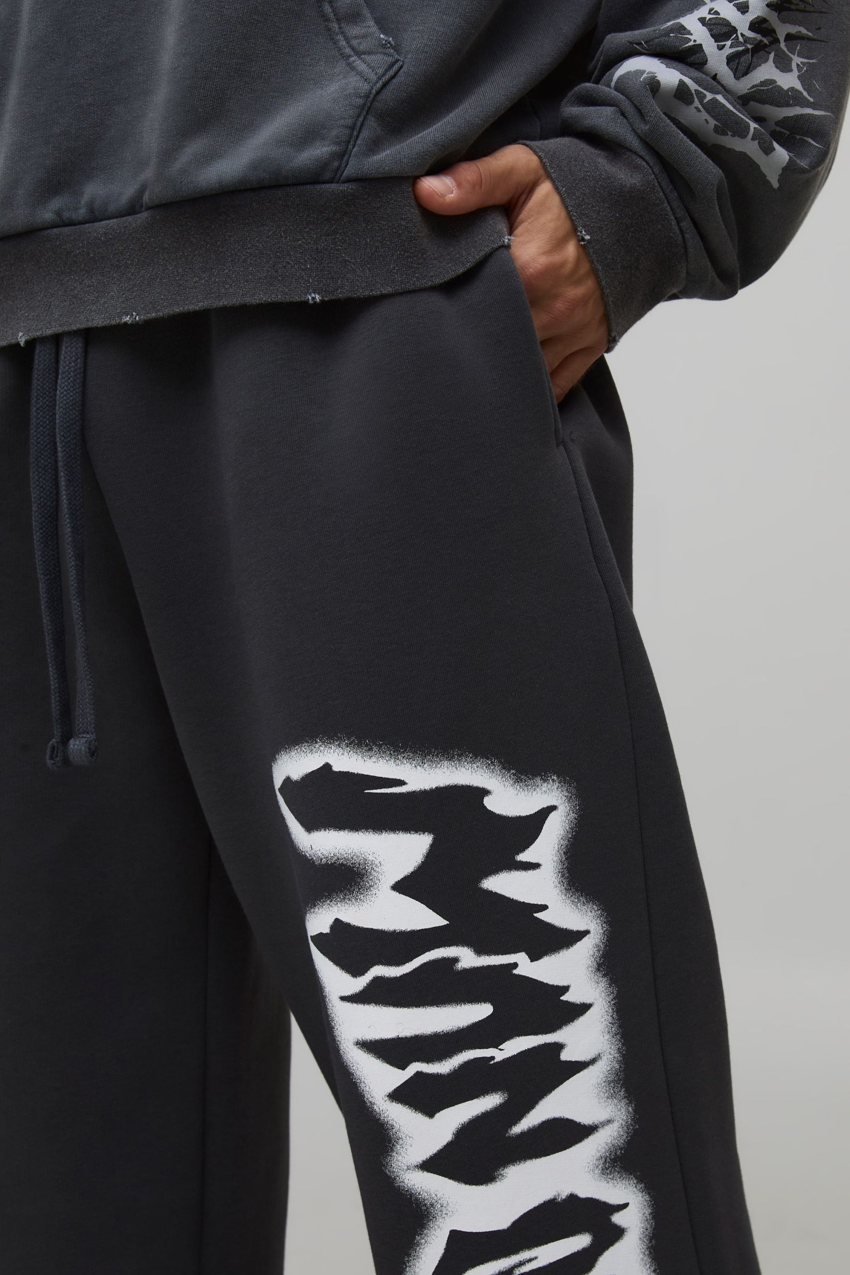 Wide Leg Slogan Printed Jogger - Image 3