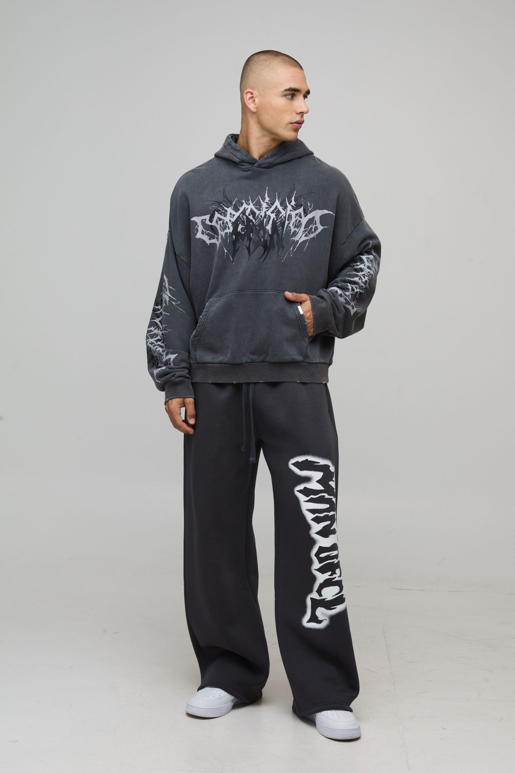 Wide Leg Slogan Printed Jogger - Image 4