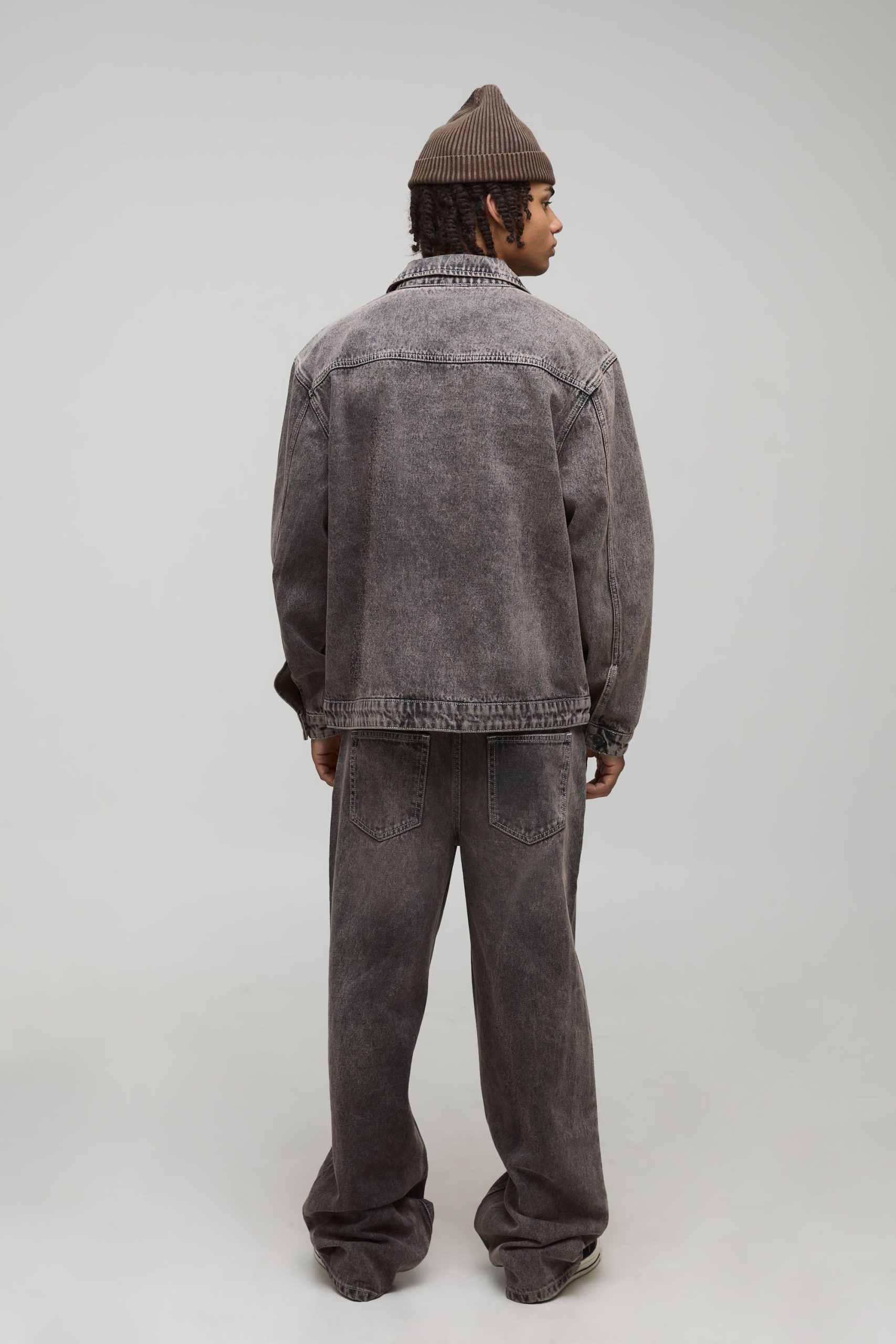 Relaxed Fit Washed Jeans - Image 2