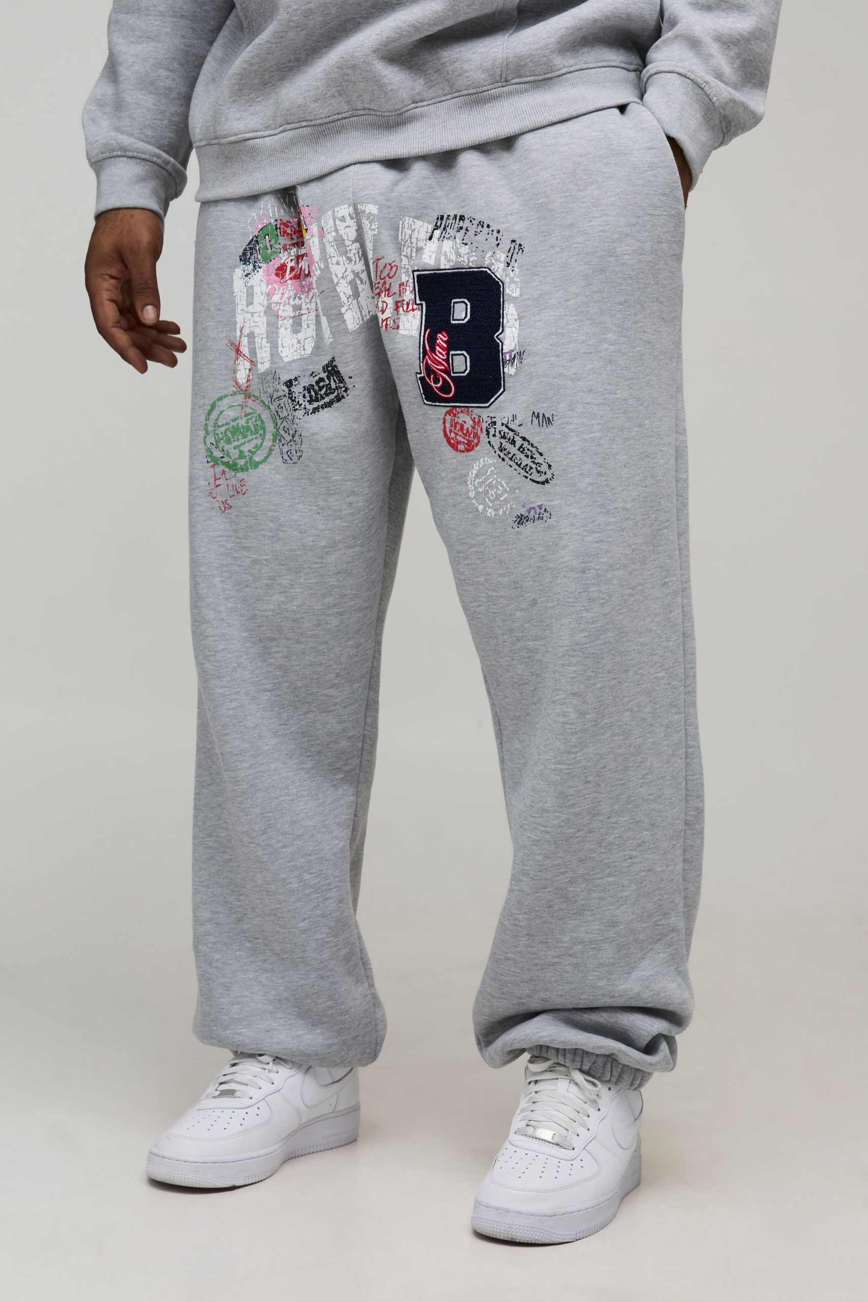 Plus B Applique Print Baggy Jogger