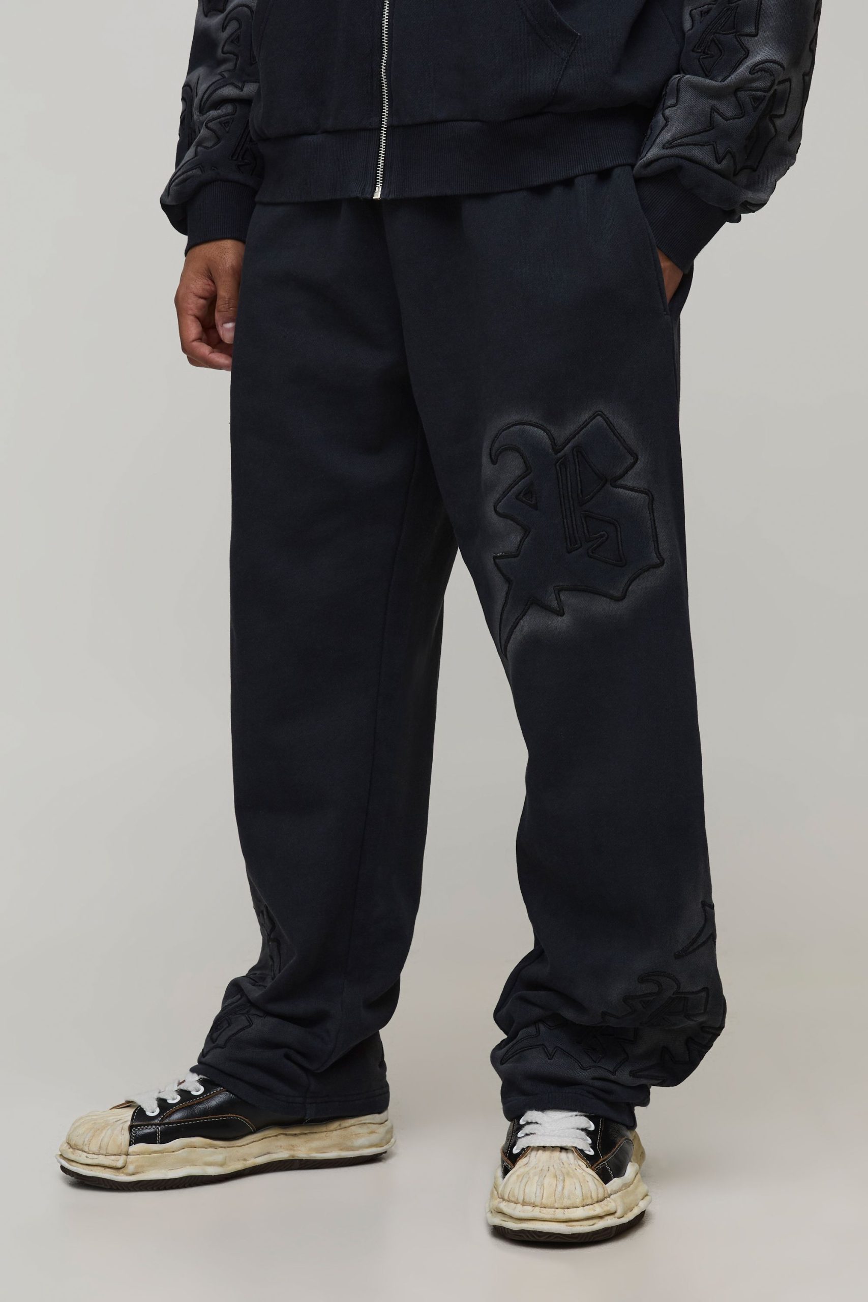 Baggy Fit Applique Washed Joggers