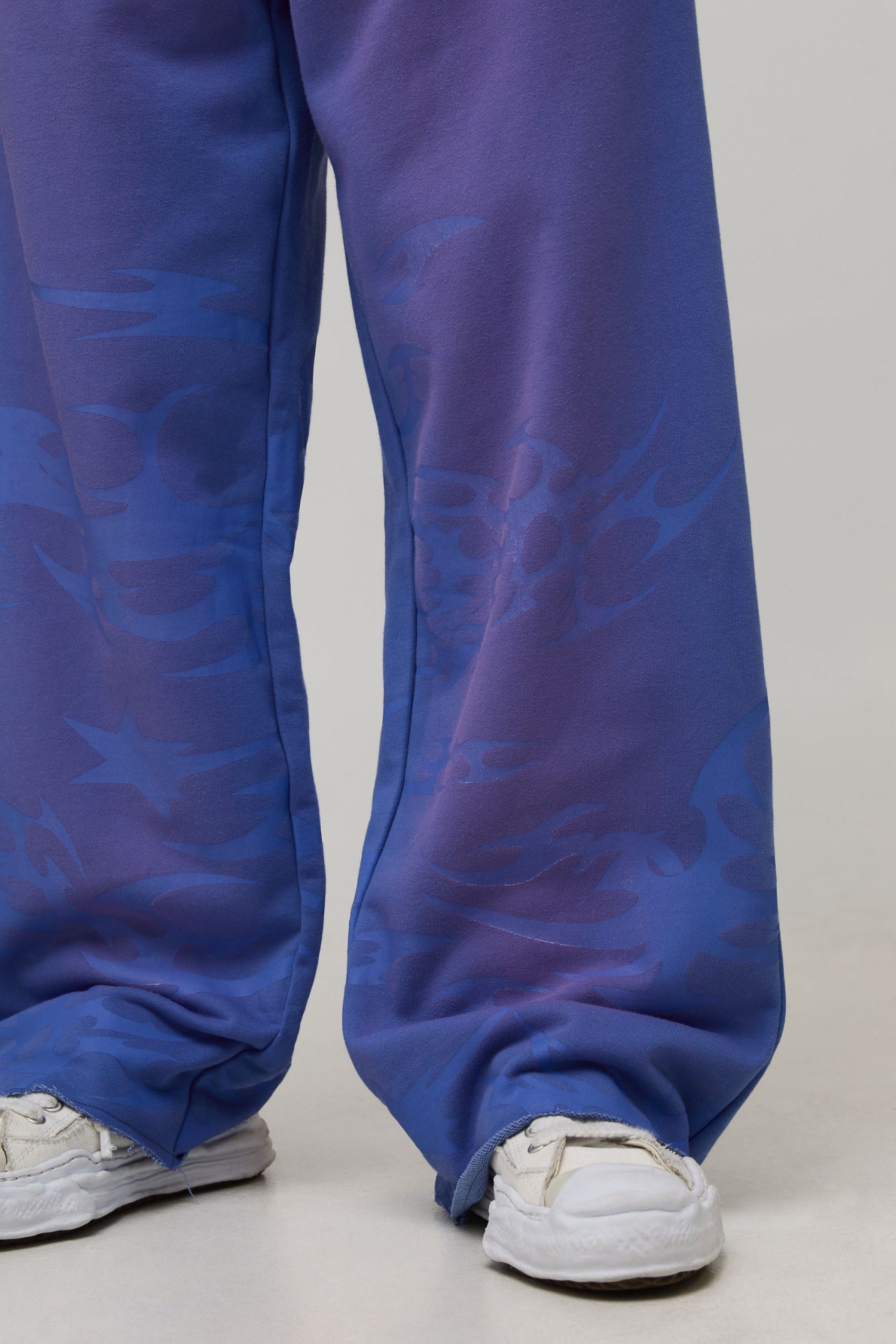 Wide Leg Loopback Distressed All Over Printed Joggers - Image 3