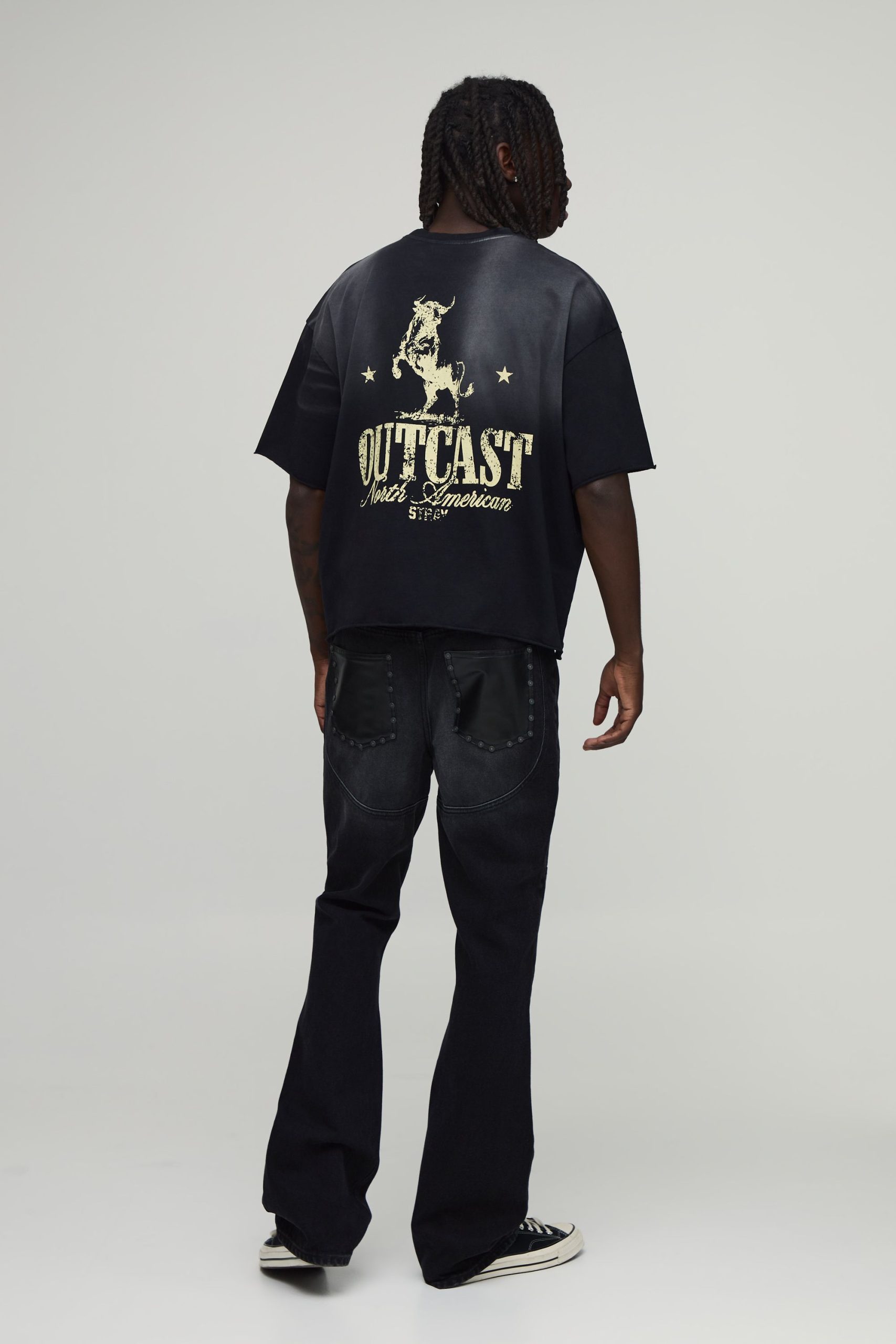 Oversized Boxy Heavyweight Washed Pocket Bull Detail T-Shirt - Image 2
