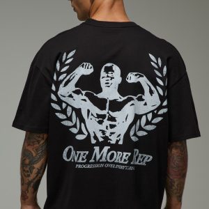 One More Rep Wreaths Oversized T-Shirt