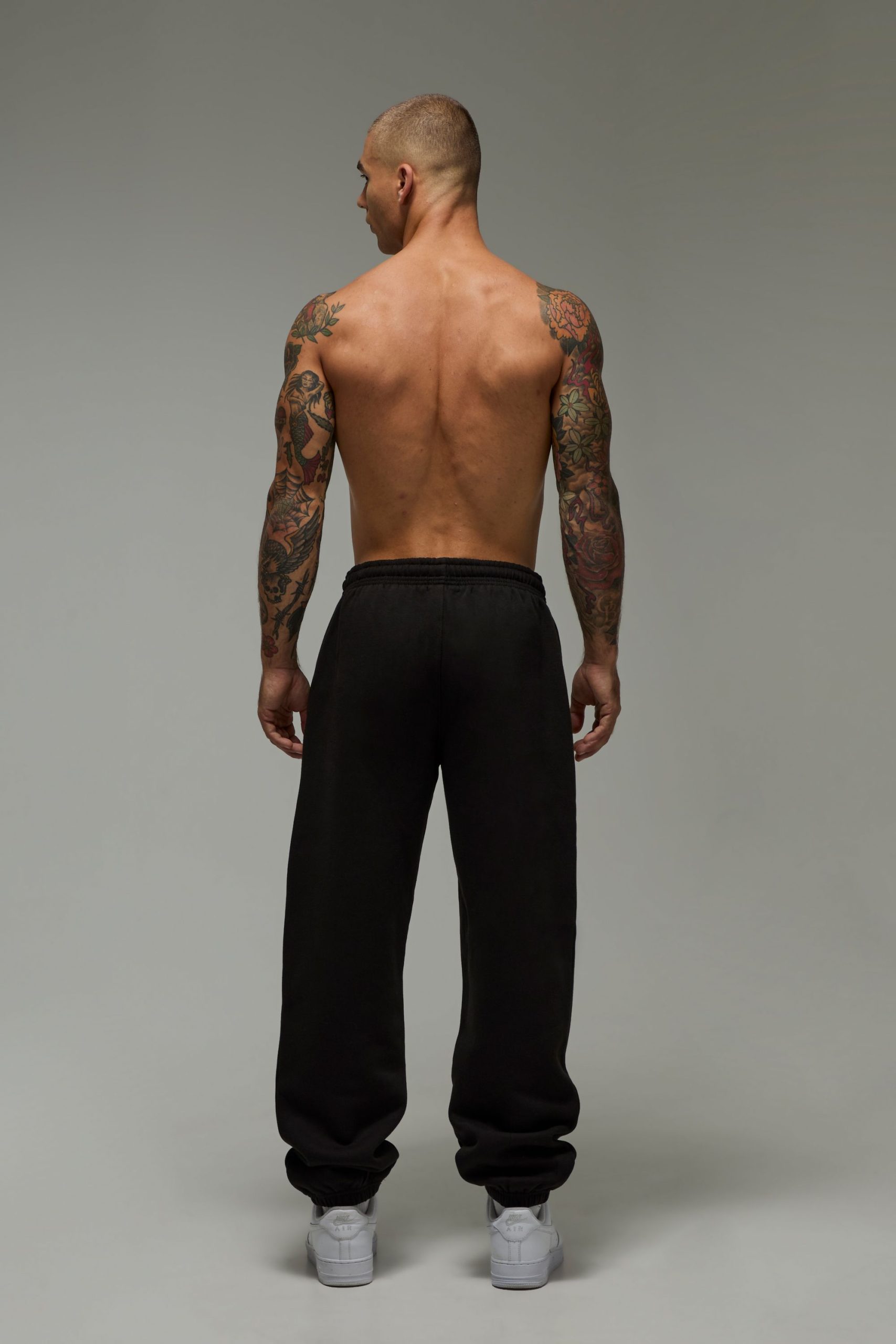 One More Rep Wreath Oversized Joggers - Image 2