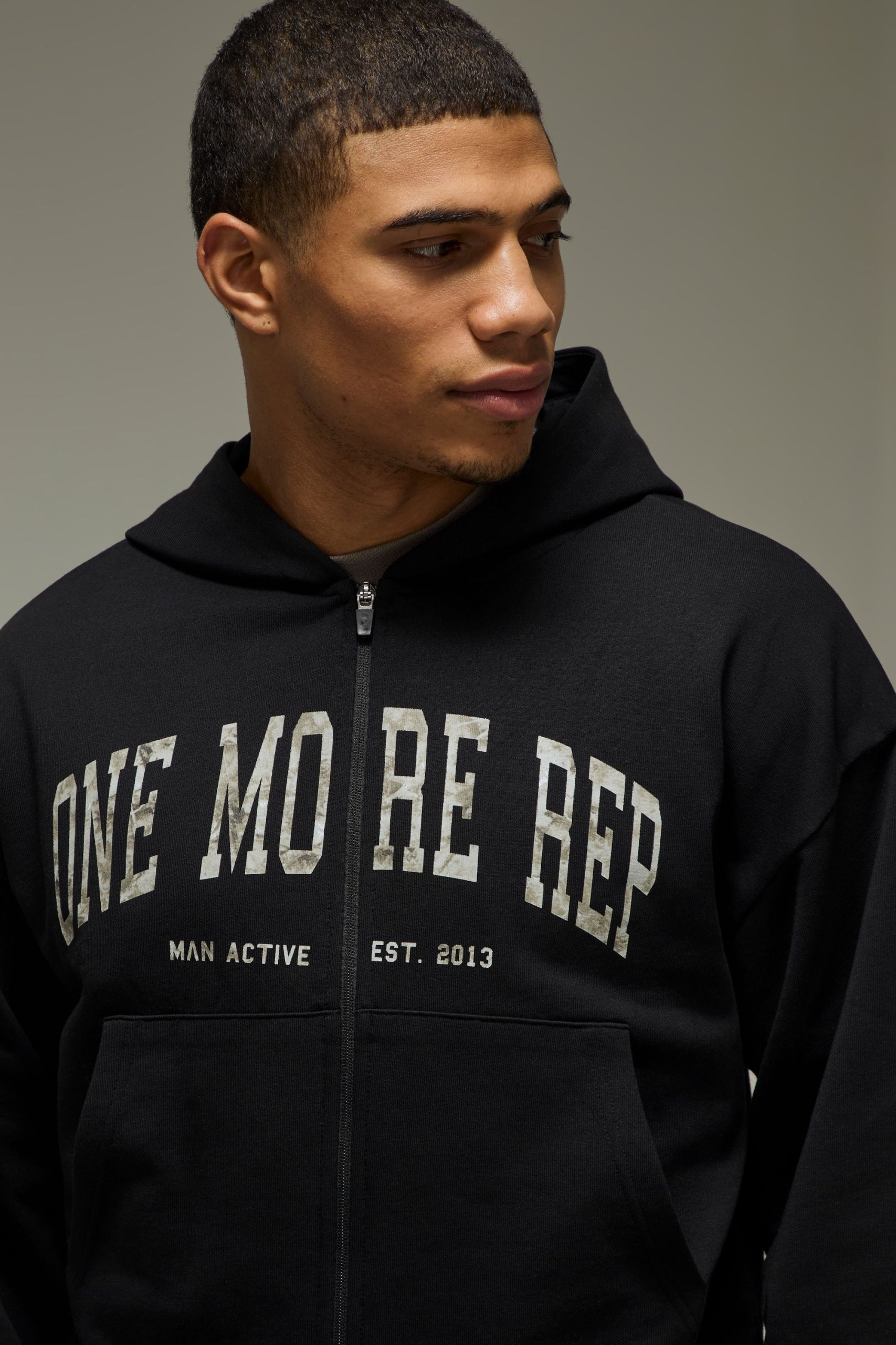 One More Rep Camo Shrunken Boxy Zip Through Hoodie - Image 3