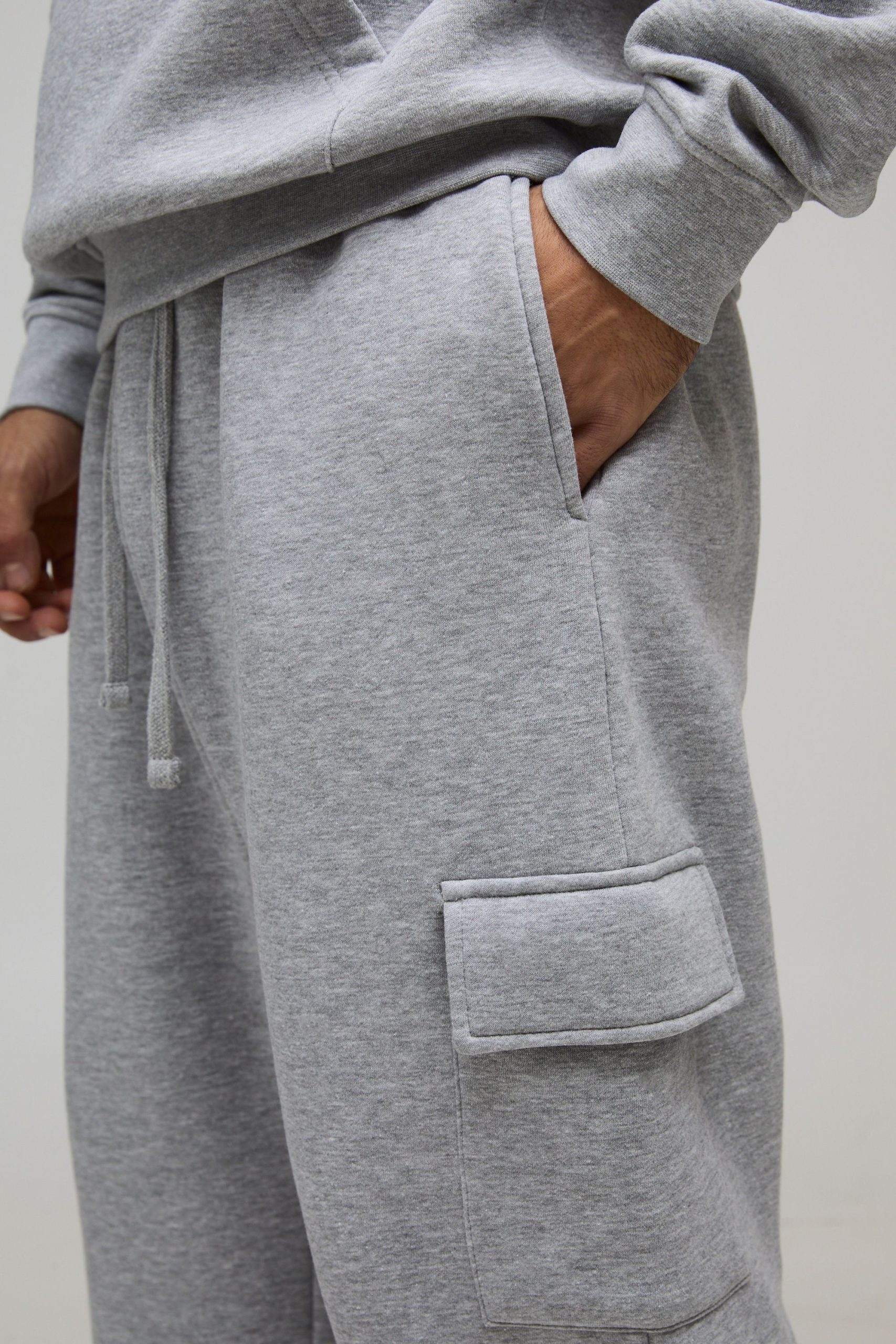 Basic Straight Leg Cargo Jogger - Image 3